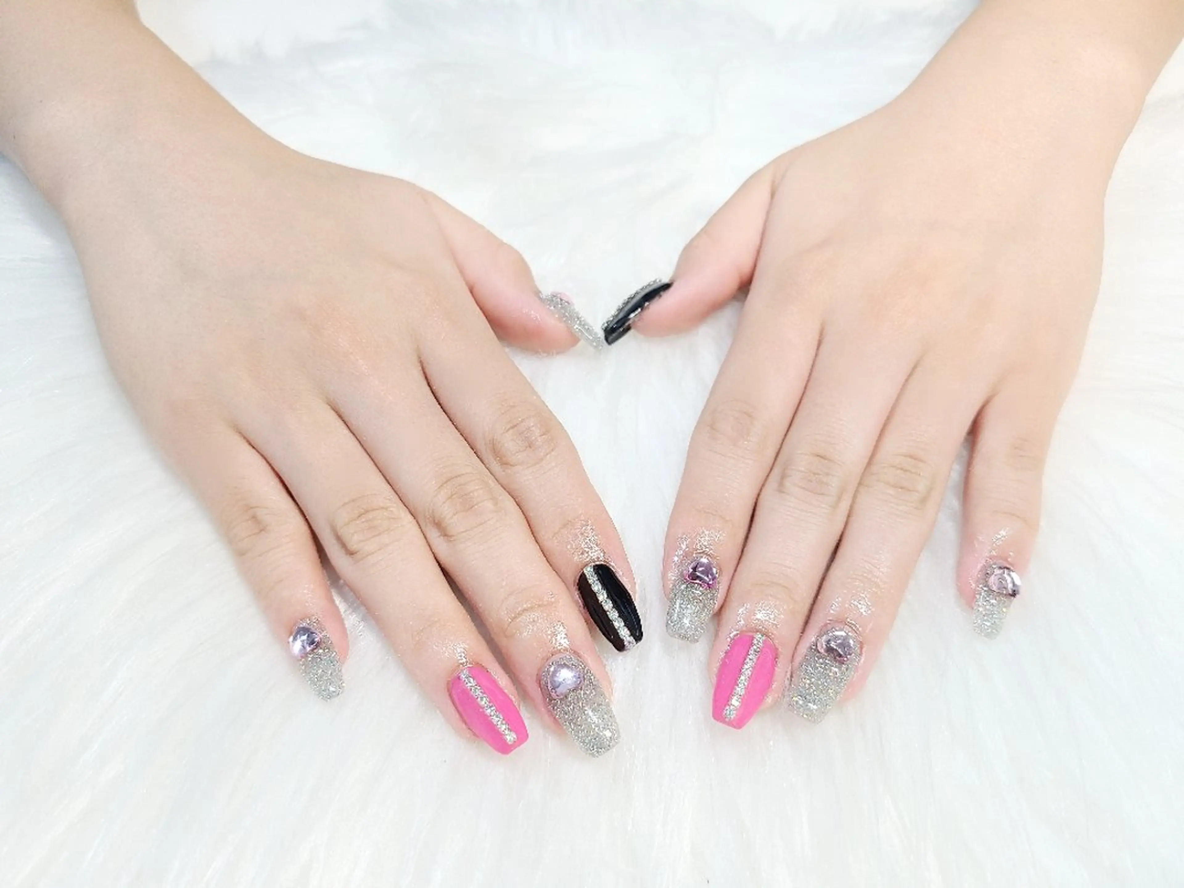 ネイル ハンドネイル Lily Eye&Nailのネイルデザイン