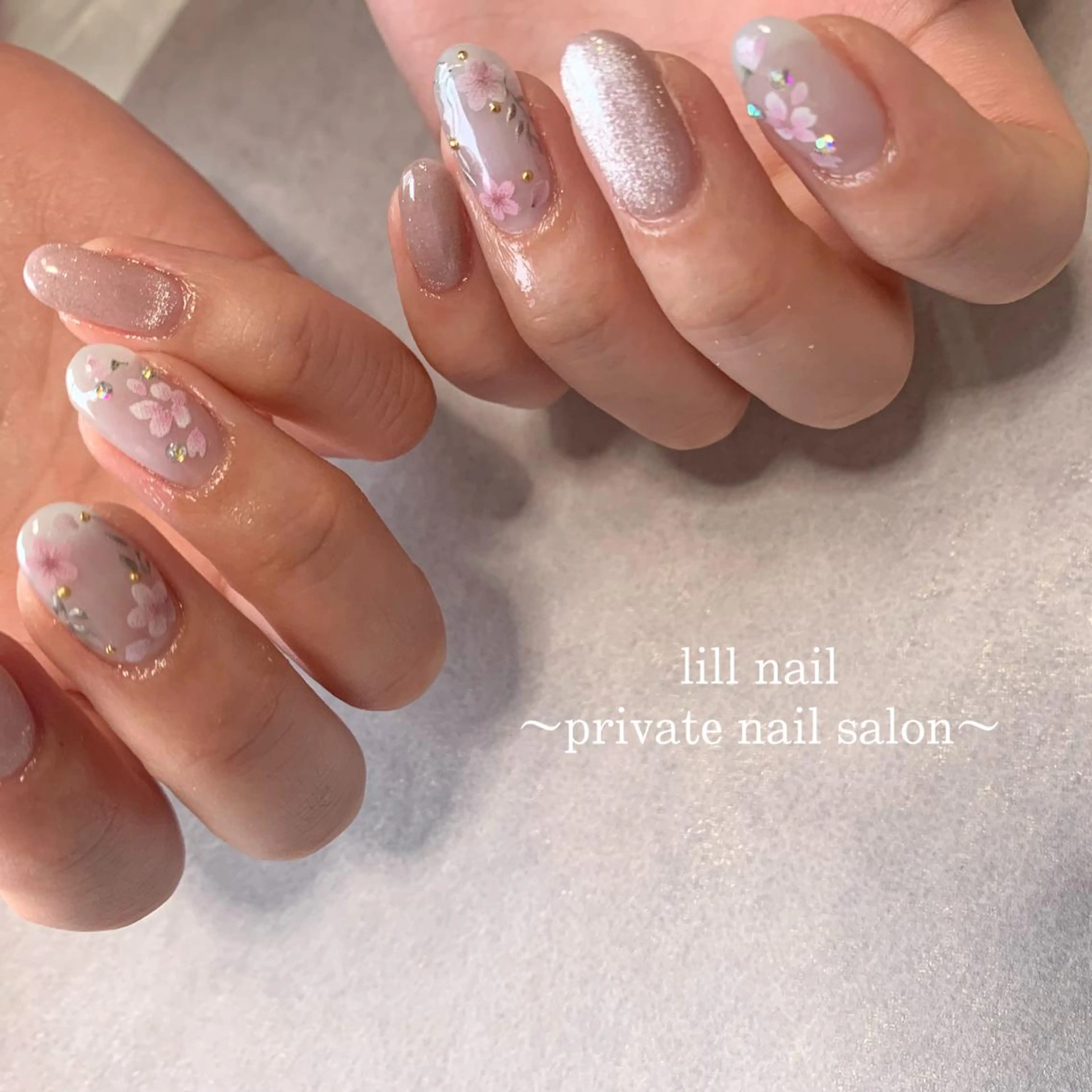 ミディアム pllia beautyのネイルデザイン