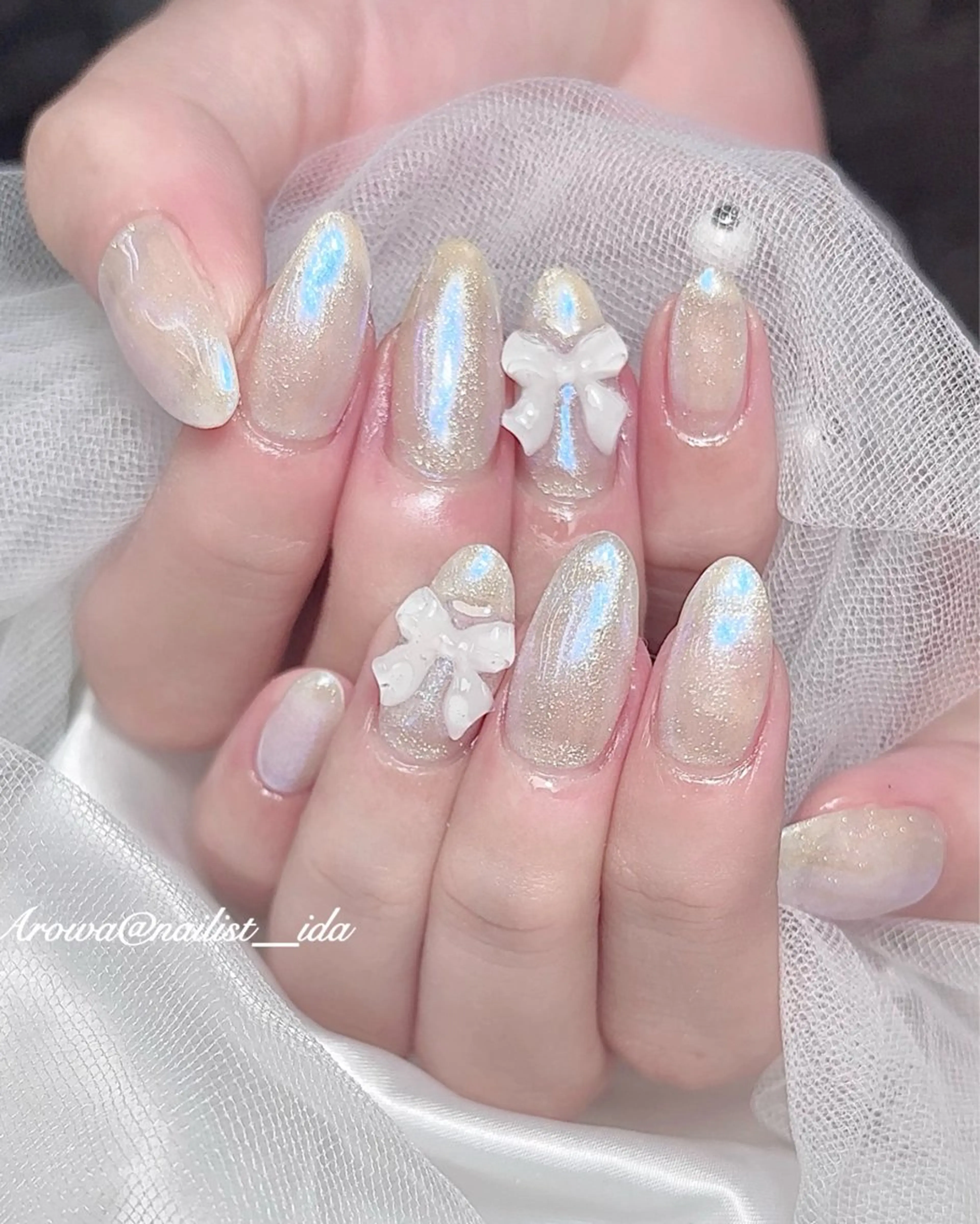 ネイル 氷ネイル・うるうるネイル リボン ハンドネイル Arowa 伊田のネイルデザイン