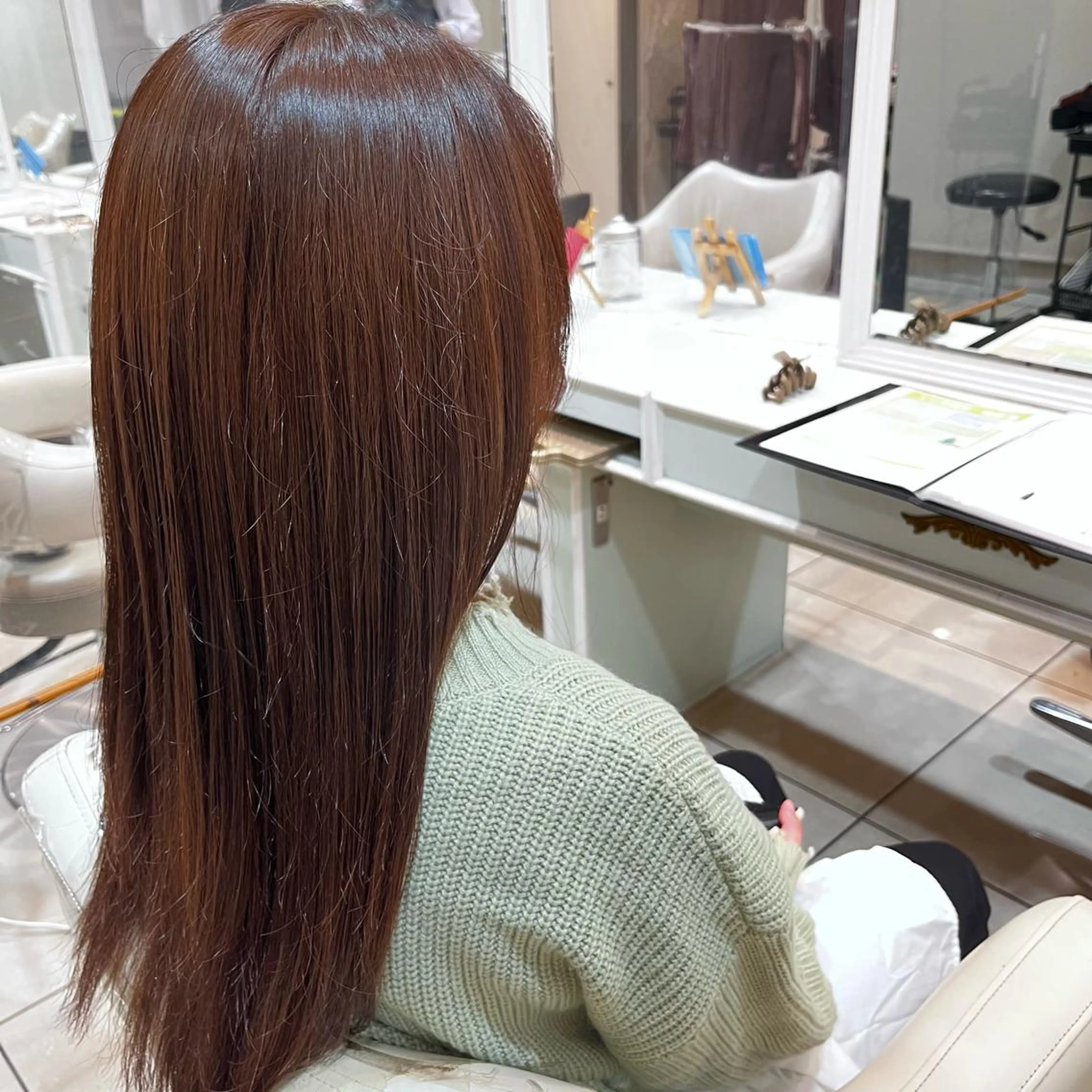 ロング 巖本 真希のヘアスタイル