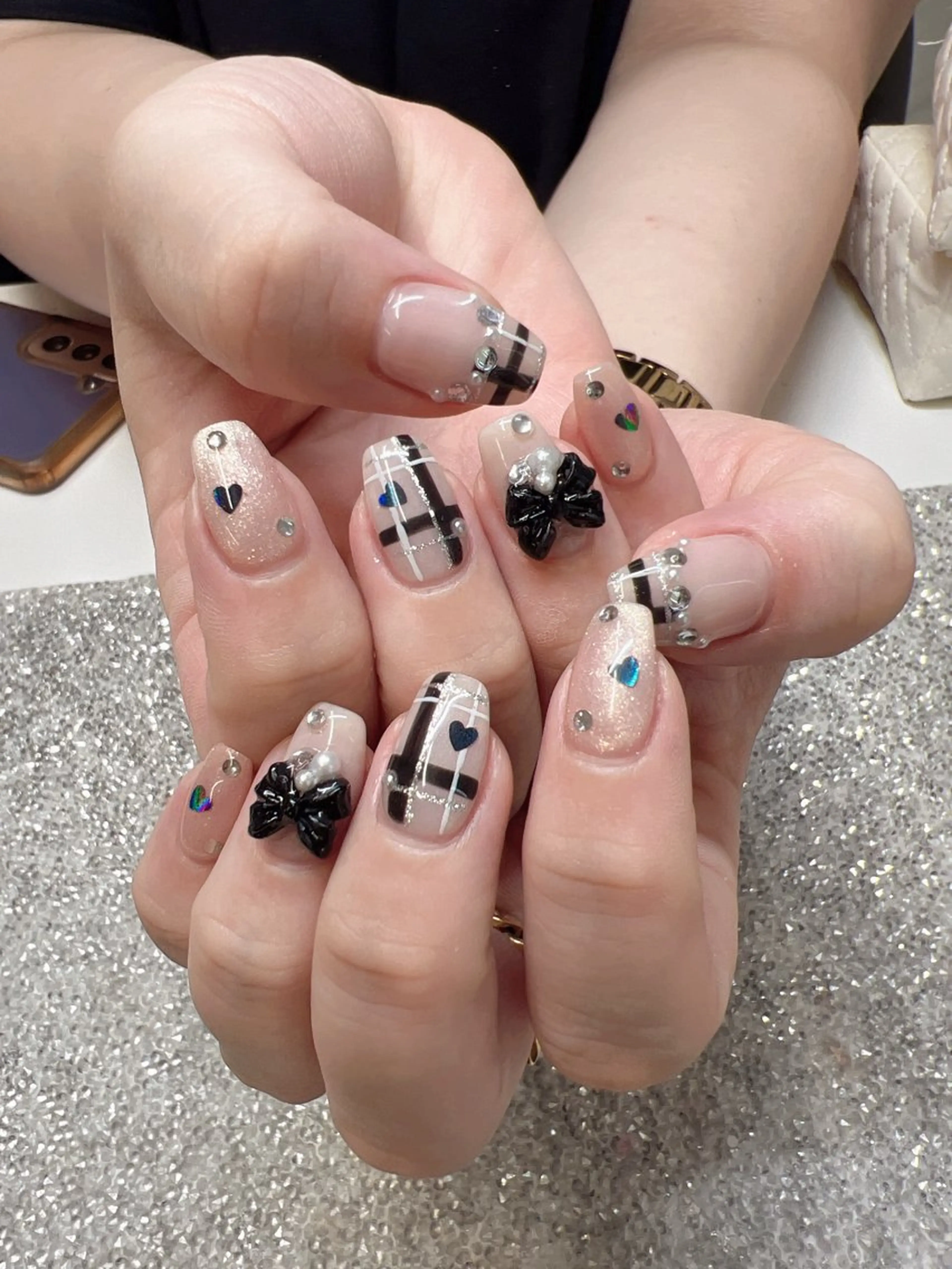 ネイル ガレンドウ 白澤 愛子のネイルデザイン