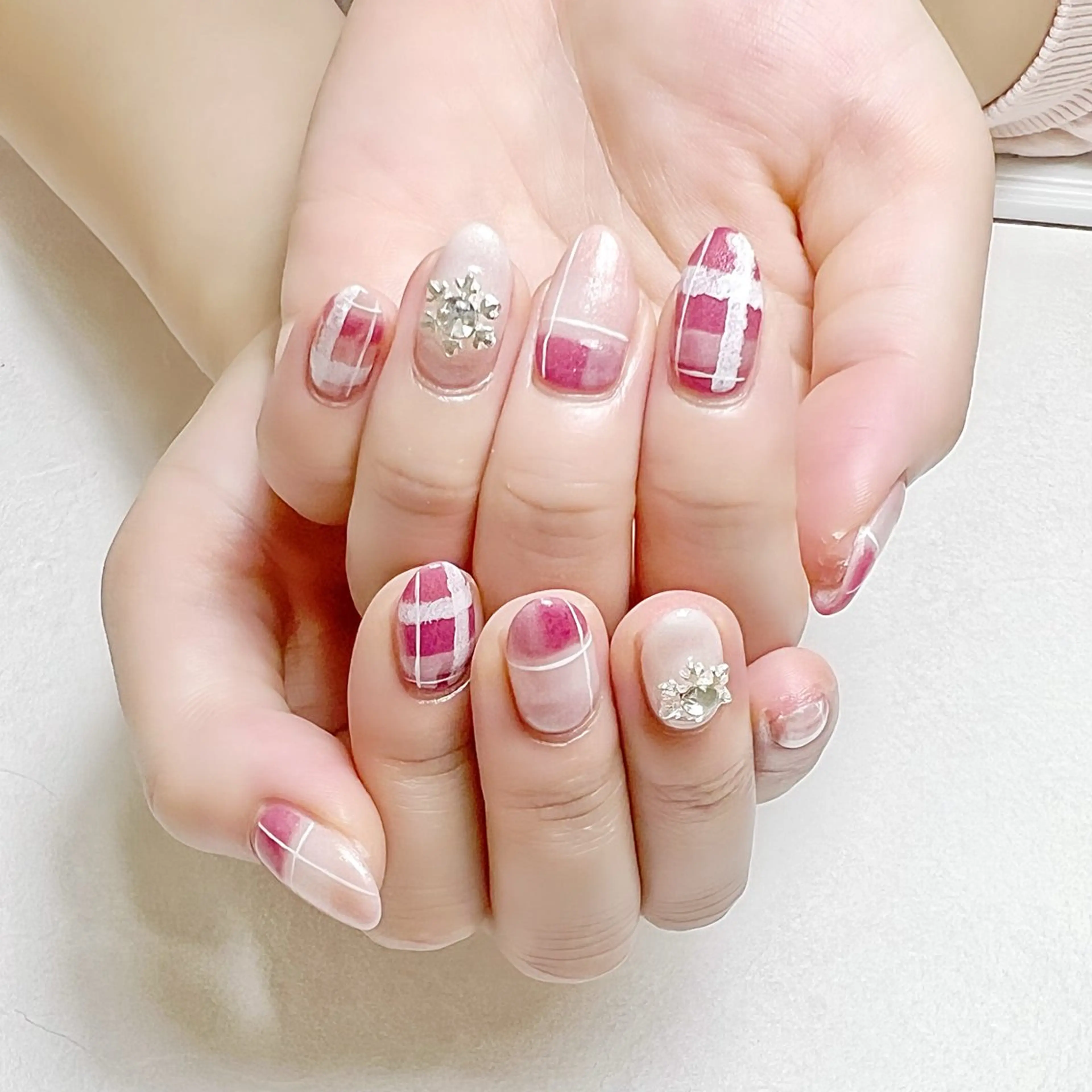 ネイル アートネイル ピンク 冬ネイル rouse nail RISATOのネイルデザイン