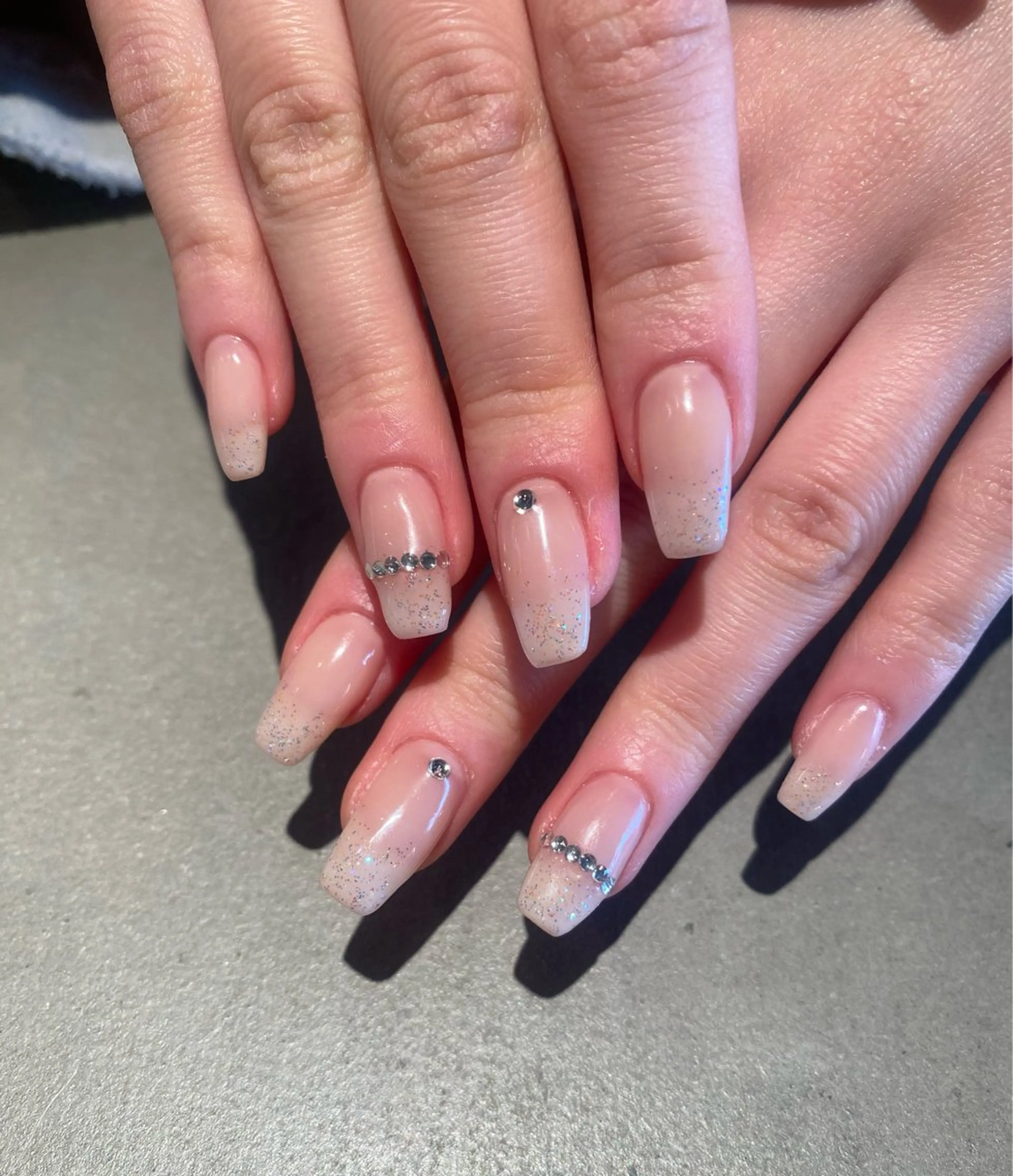 ネイル ハンドネイル 藤井 里緒奈のネイルデザイン