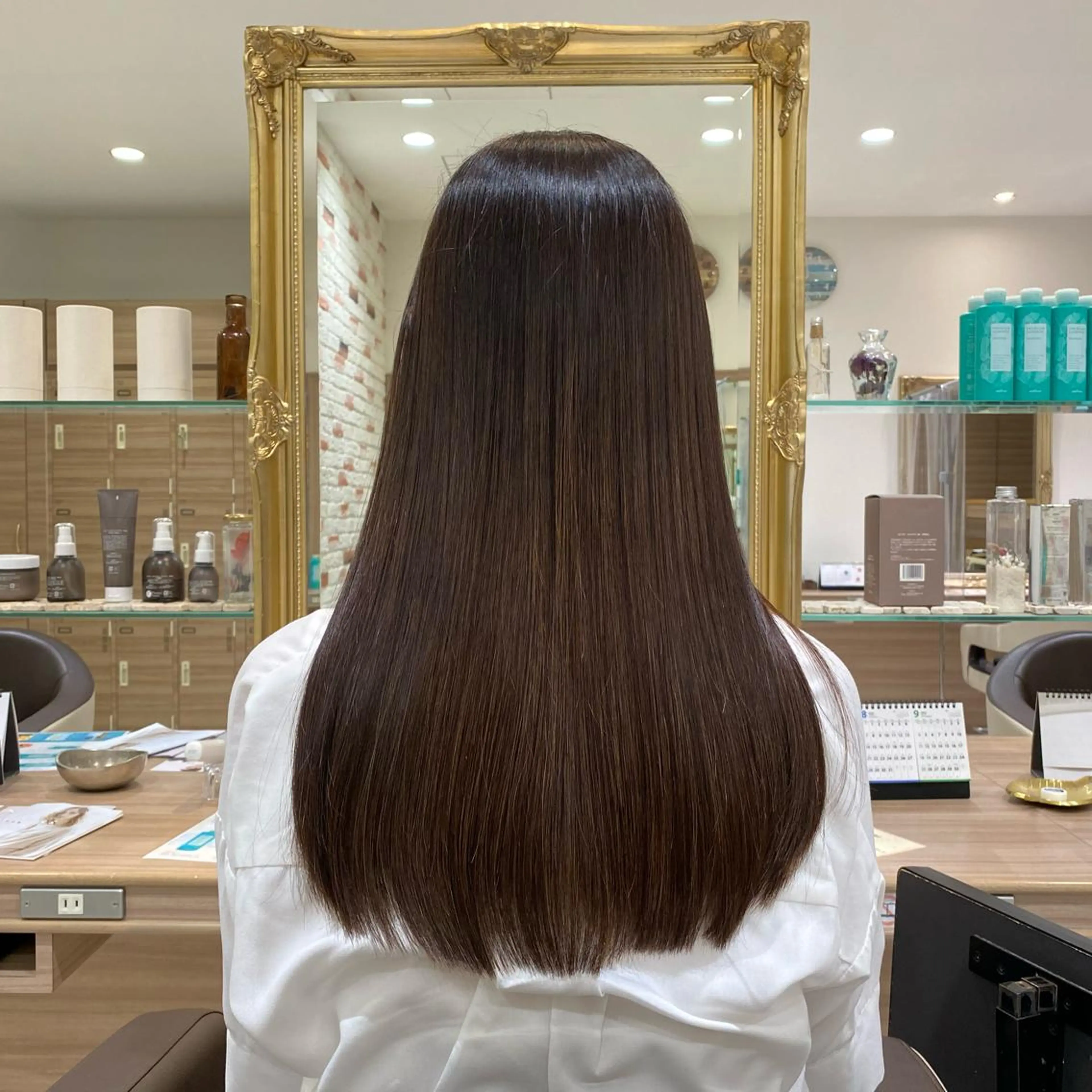 【カットなし】トリートメント入りカラー+酸熱トリートメントの写真