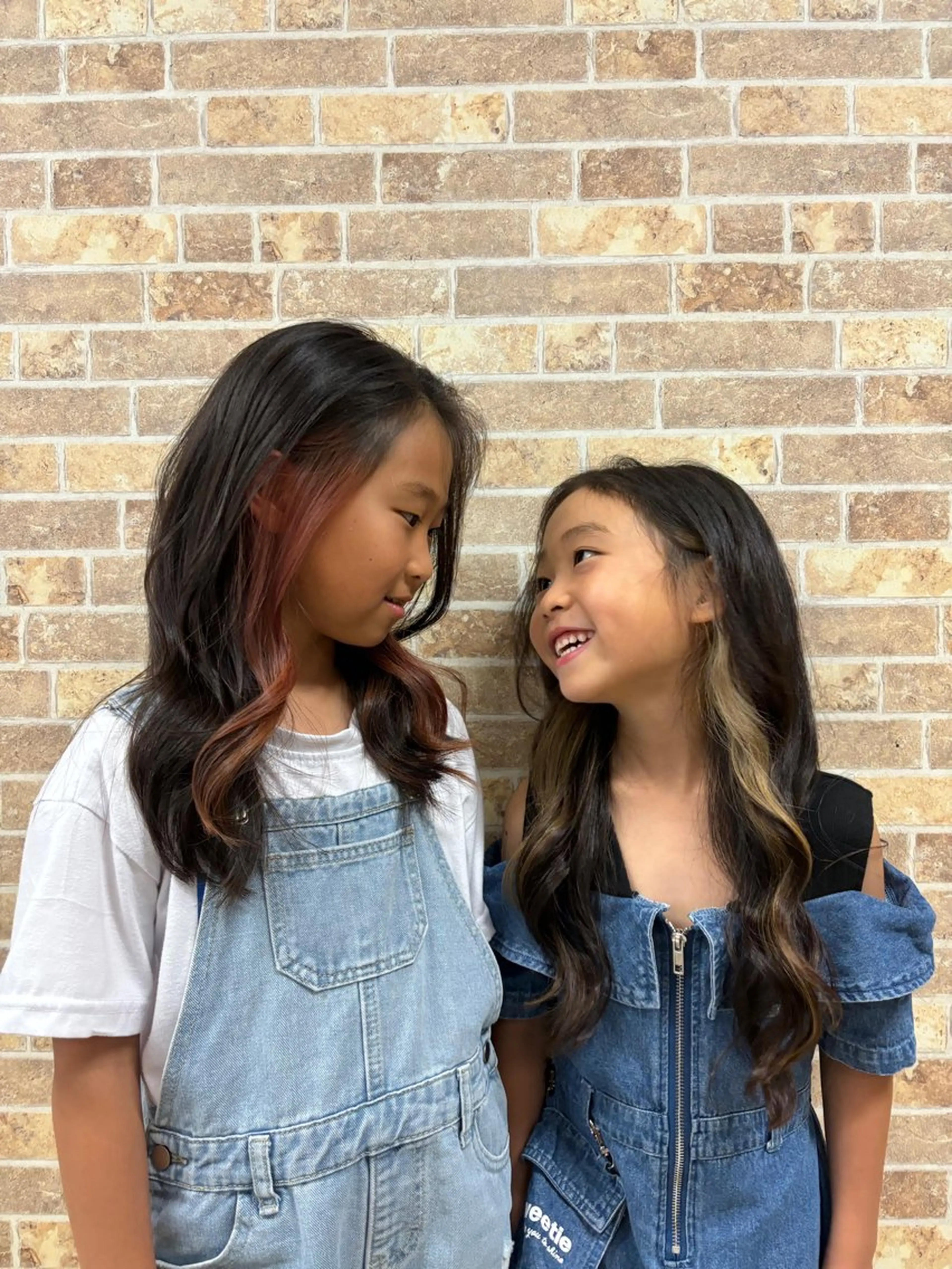 ロング カラー キッズ インナーカラー ヘアカラー 徳留 もも花のヘアスタイル