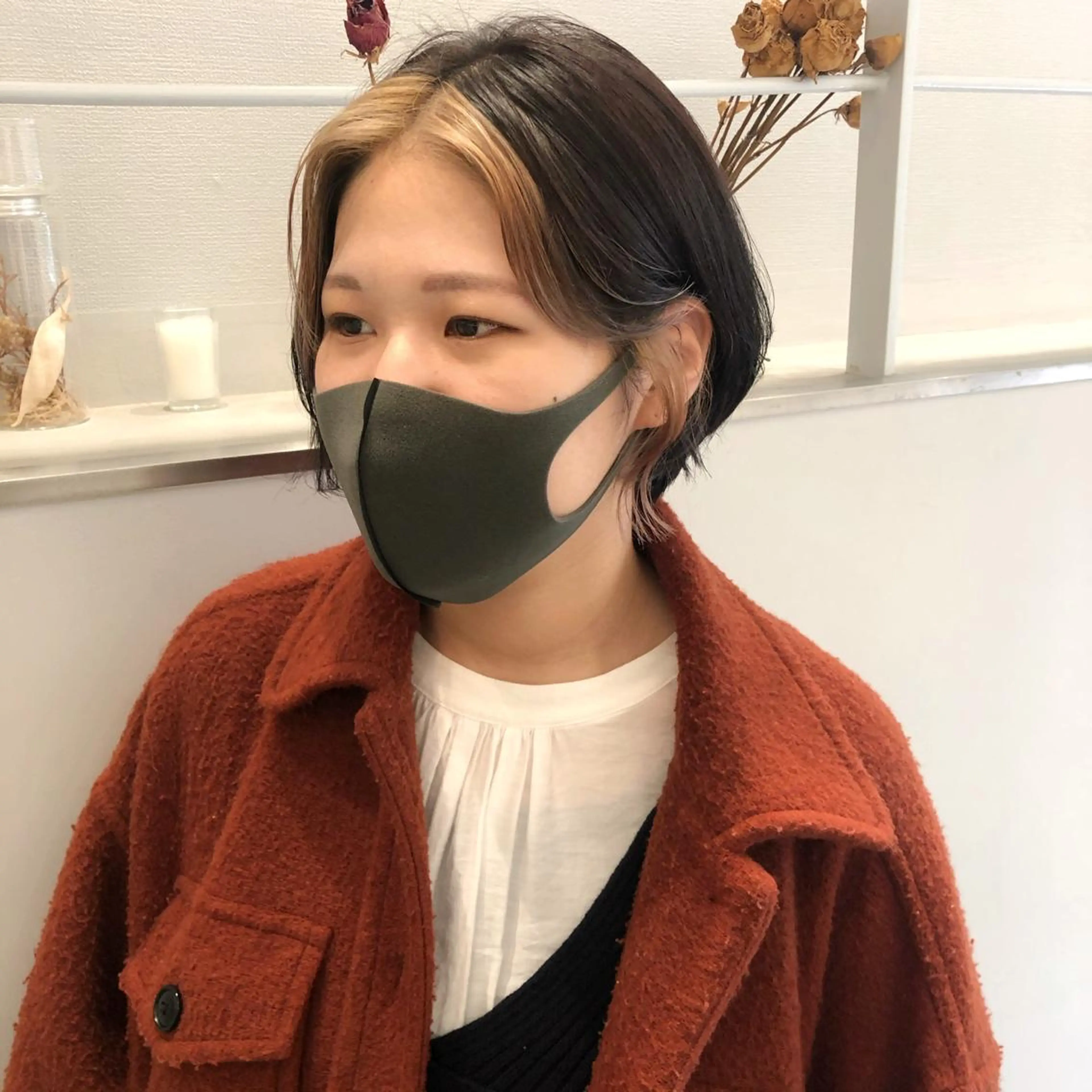 ショート ミストバング 柏木  彩花のヘアスタイル