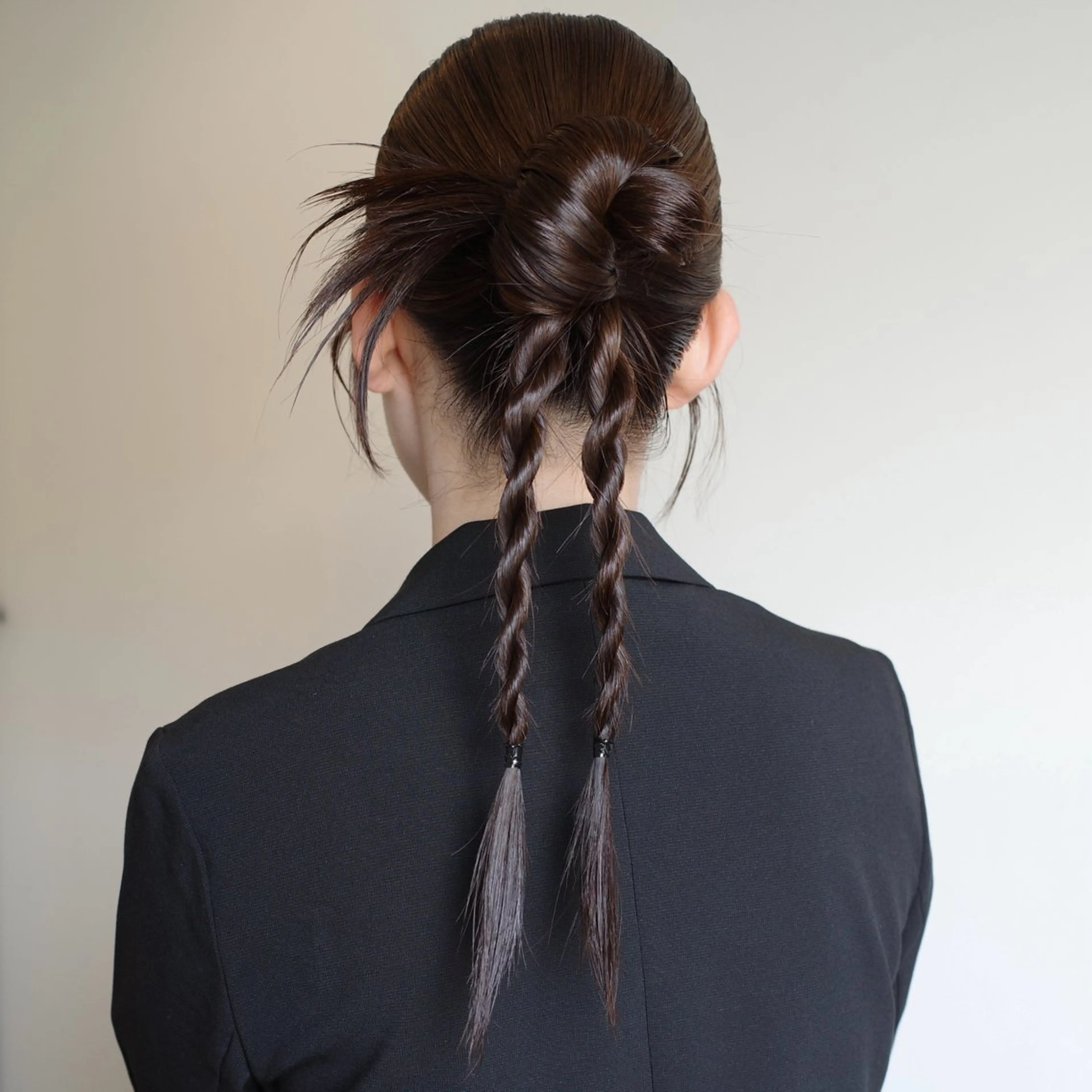 ミディアム ヘアアレンジ 顔まわりレイヤー 顔周りカット ハッシュカット 姫カット レイヤーカット ヘアセット nonoka オリーブ/レイヤーのヘアスタイル