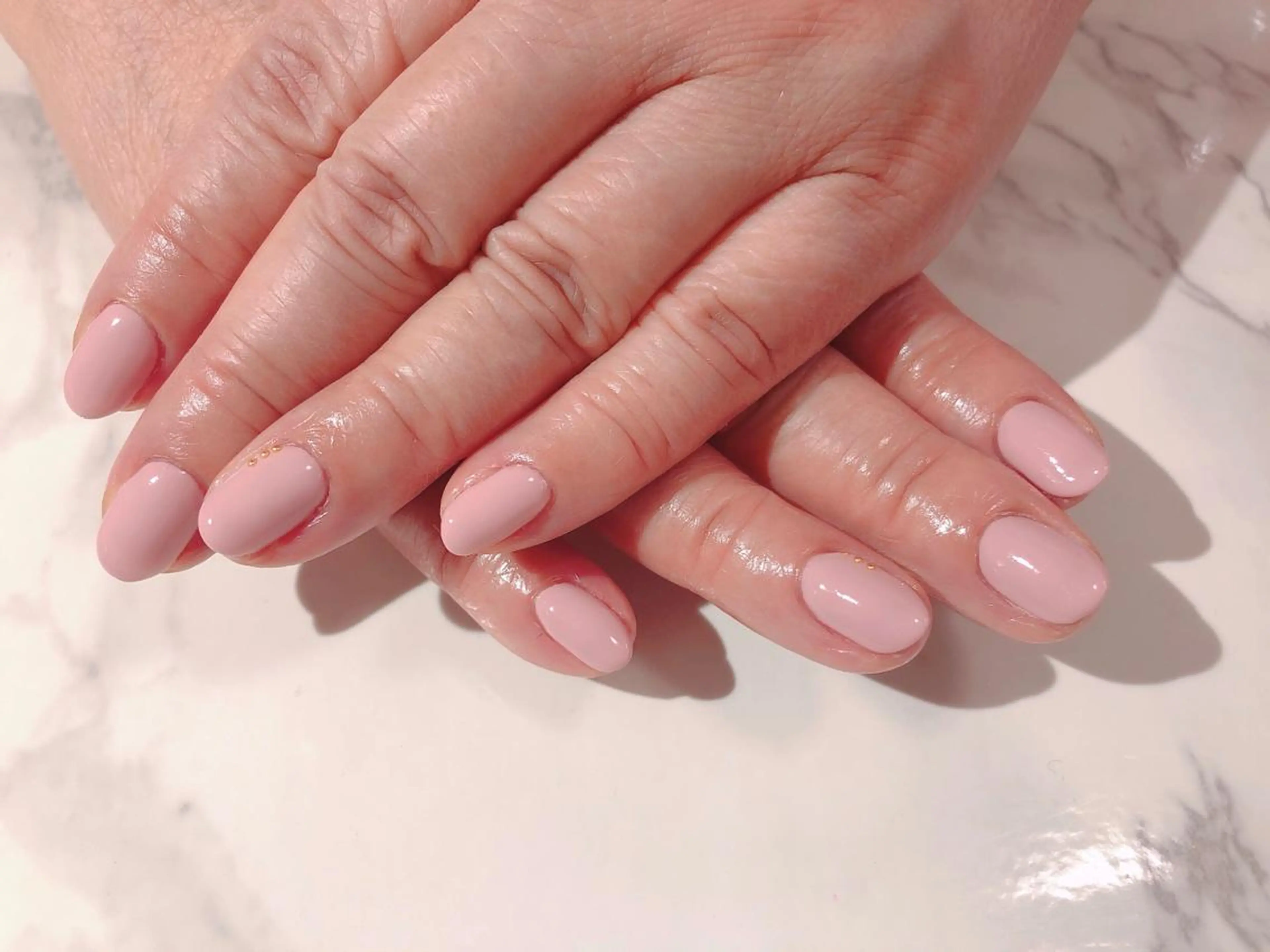 ネイル ジェルネイル Regaro i.sのネイルデザイン