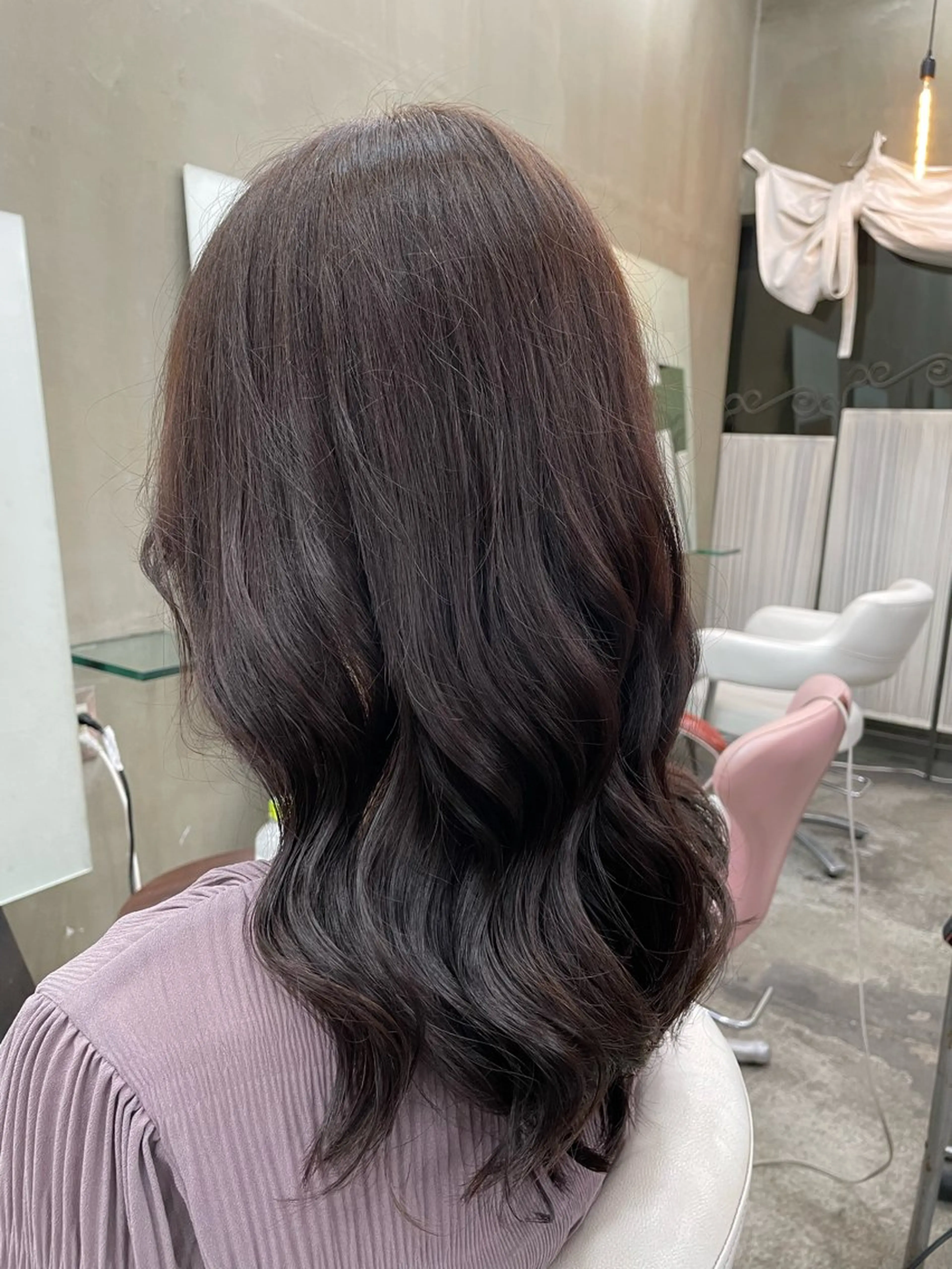 前髪カット+ブリーチ無し全体カラー+3stepトリートメントの写真