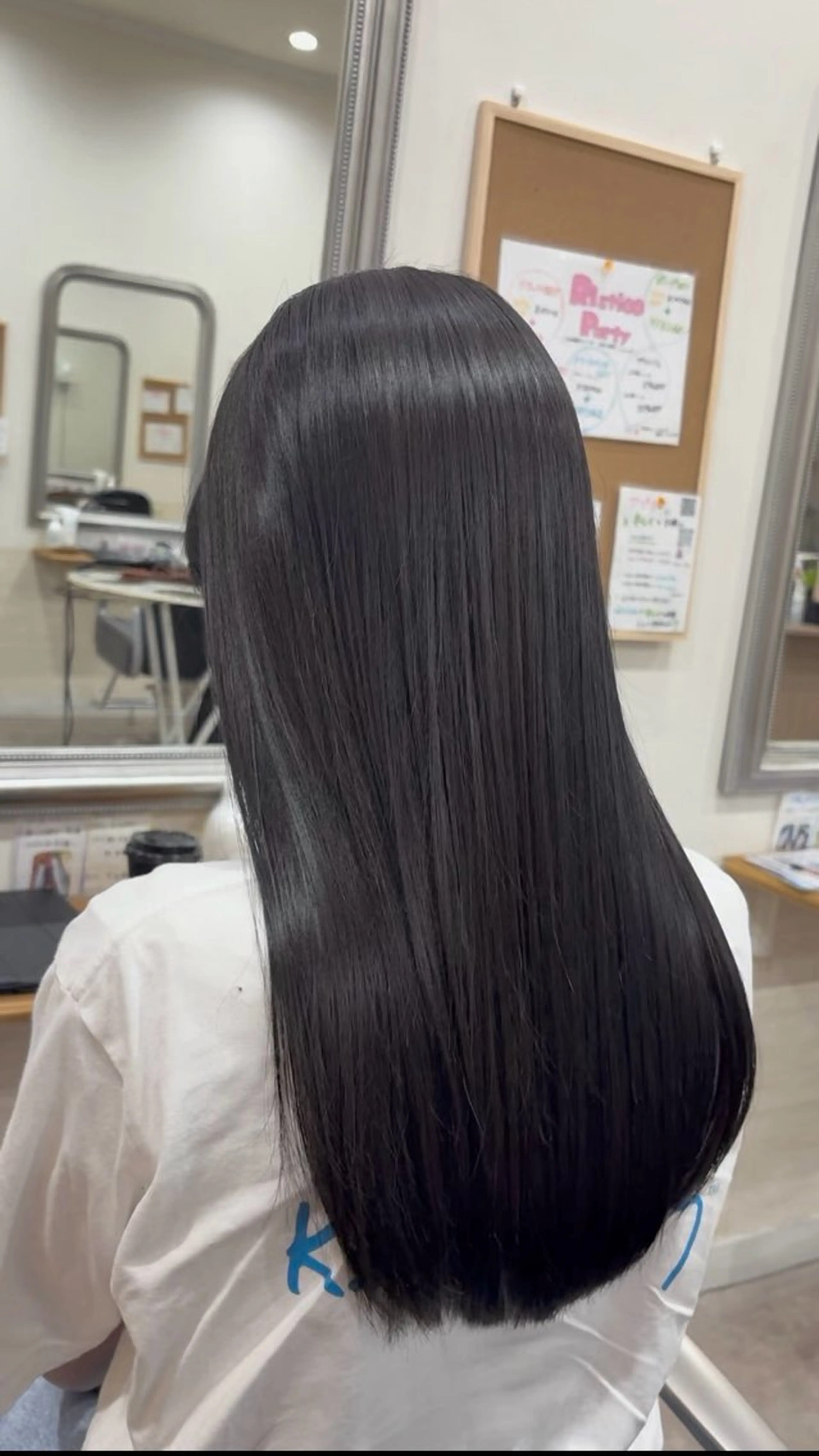 カラー グレージュ カット ヘアカラー トリートメント 艶髪🥣透明感カラー 🫧前田奈津実のヘアスタイル