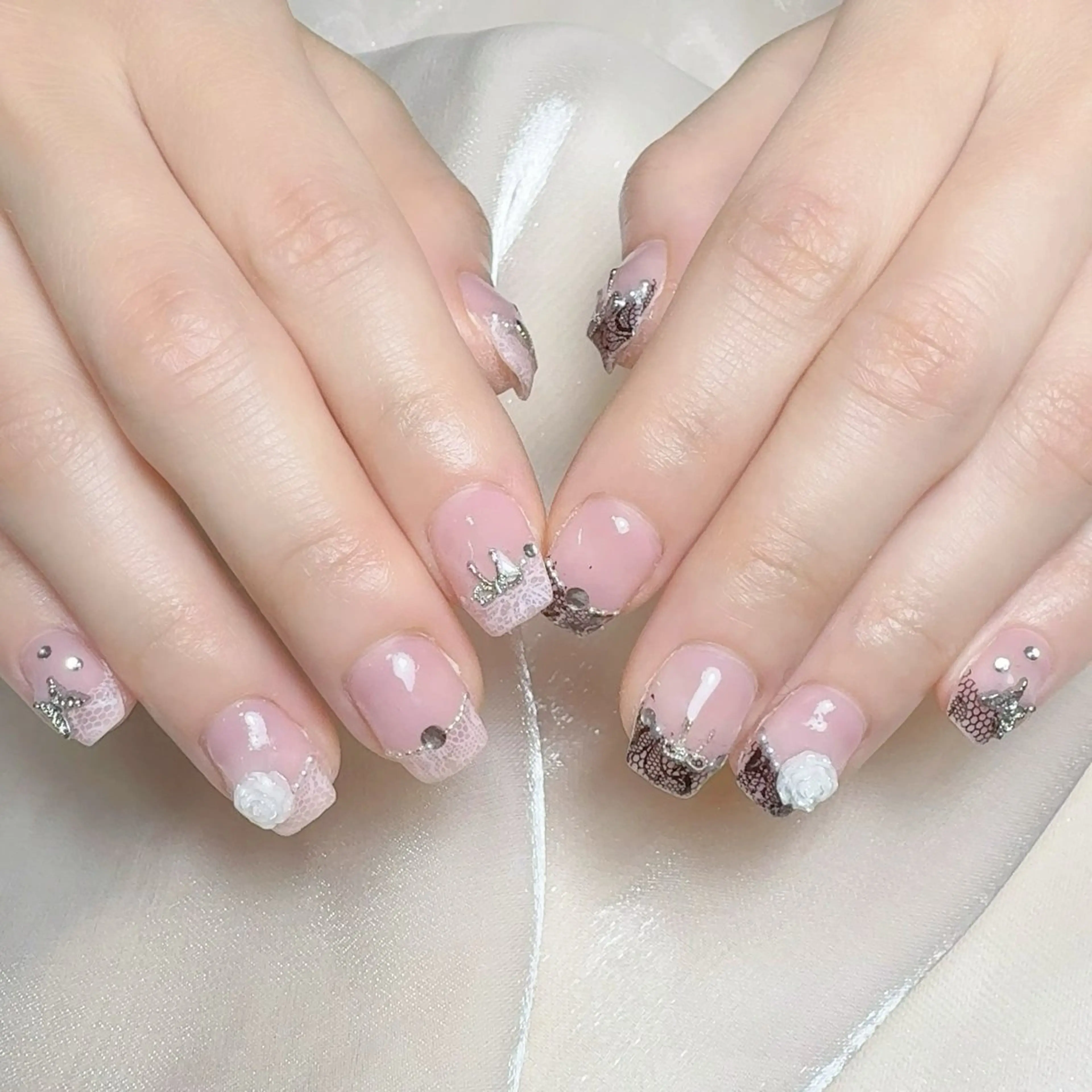 メンズ ネイル メンズ韓国風 アートネイル オーロラネイル ガーリー キラキラネイル ハンドネイル Nail salon 木にいるのネイルデザイン