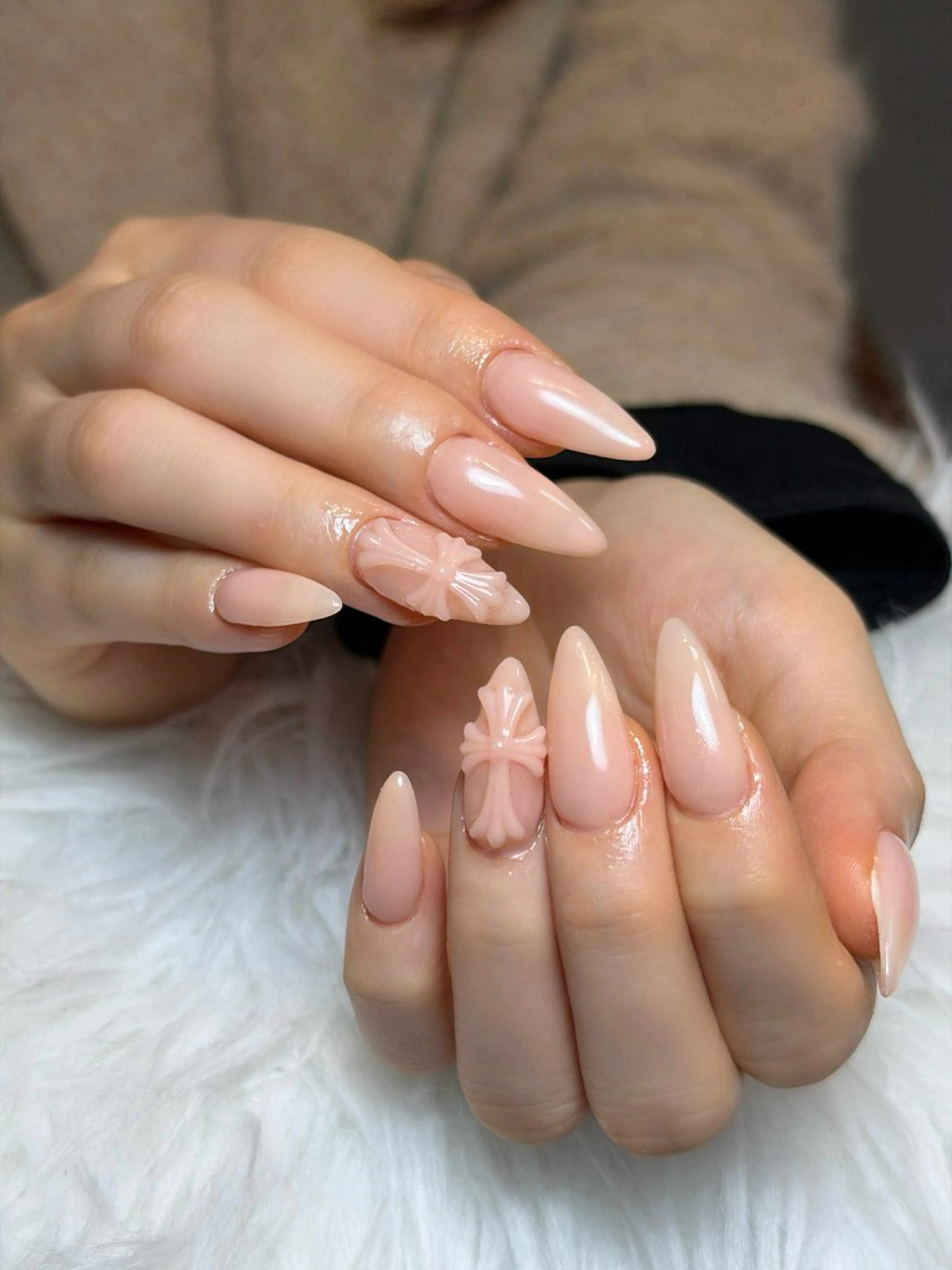 ネイル オーロラネイル ボルドー ブラウン 氷ネイル・うるうるネイル キラキラネイル ハンドネイル Julli NailStudioのネイルデザイン