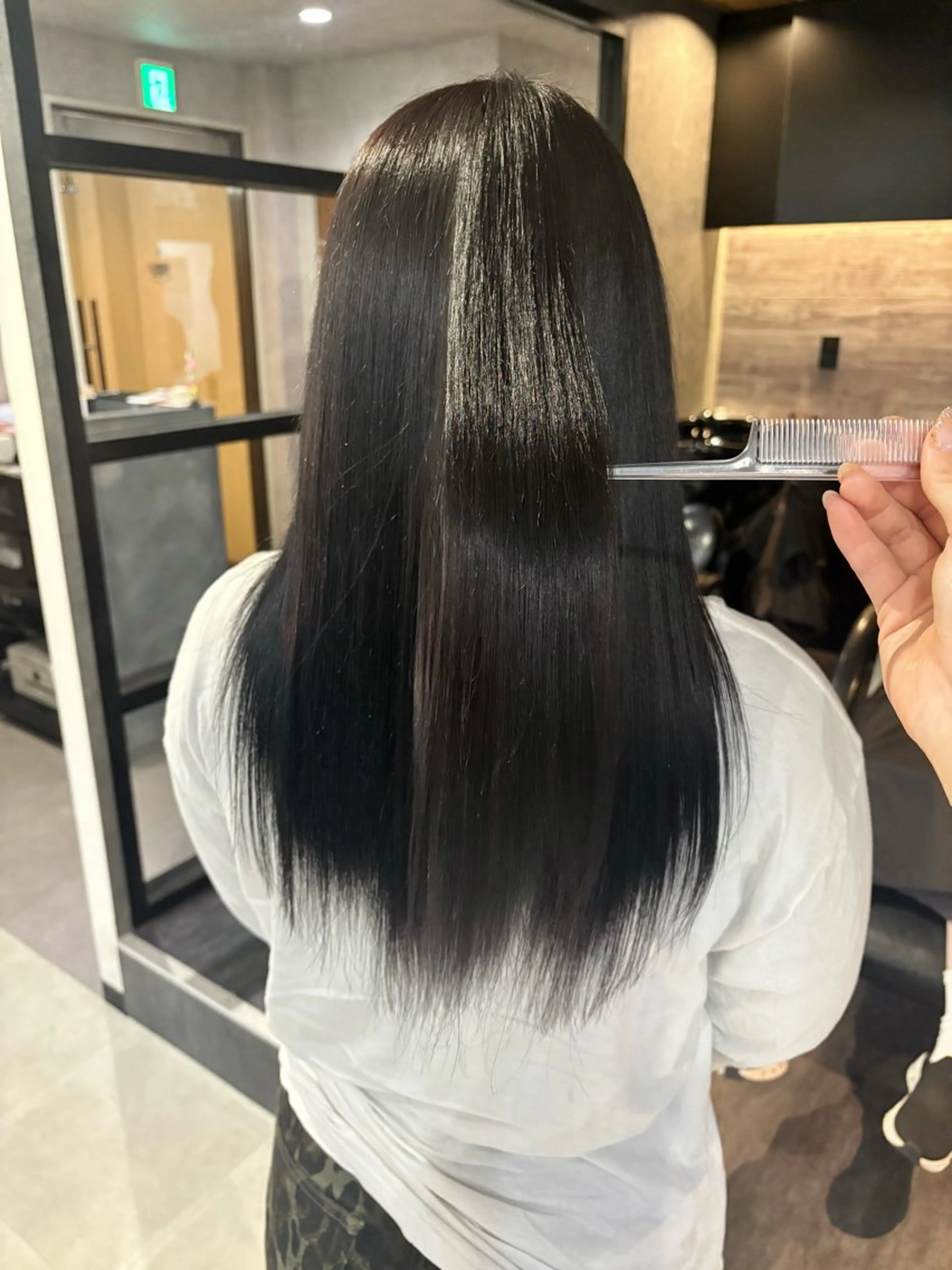 『シルクのような絹髪へ』【高濃度マイクロバブル使用】カット+ケラチントリートメントの写真