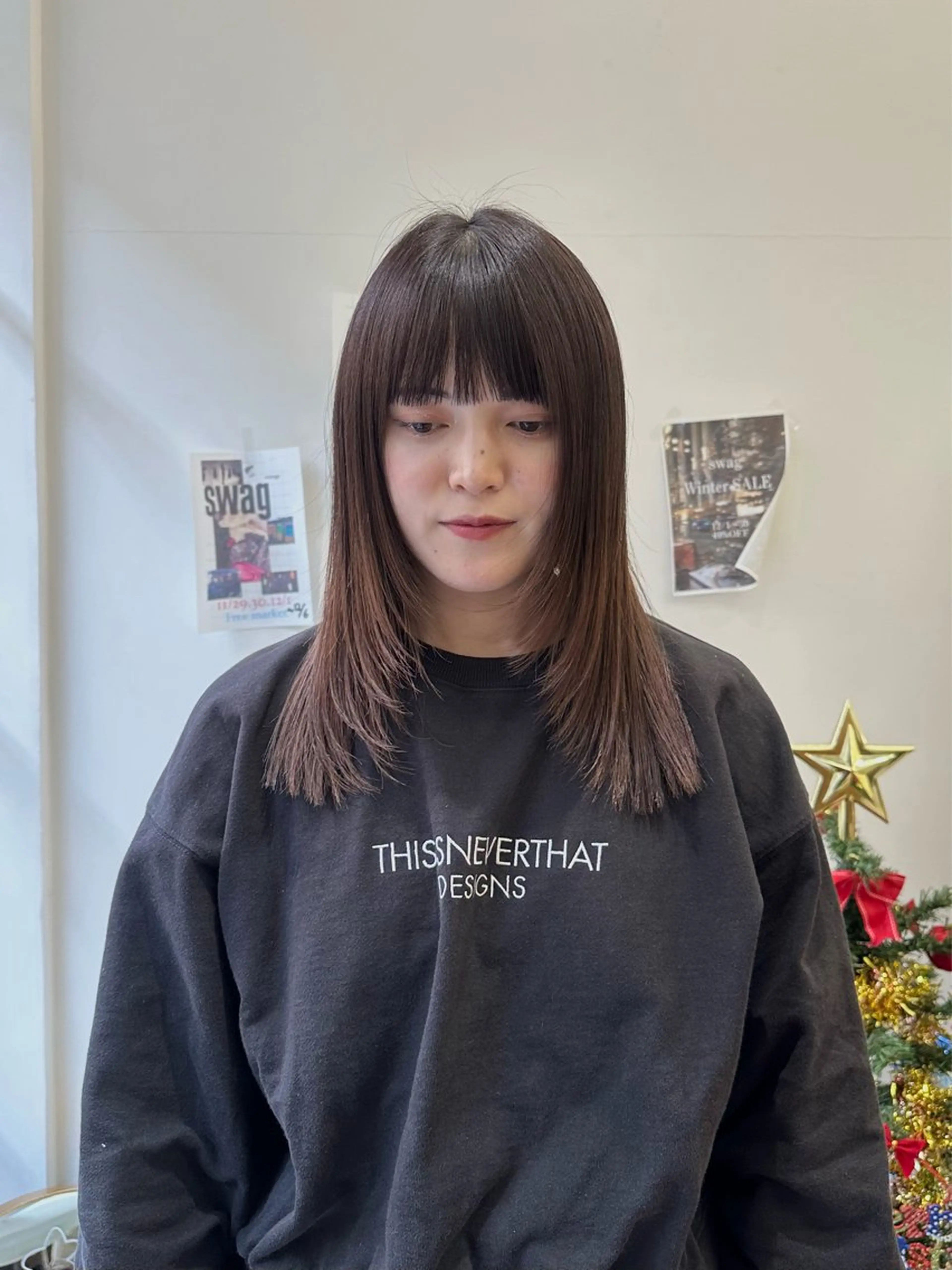 ロング 顔周りカット レイヤーカット カット mana／ブリーチ なし／ベージュ／暖色のヘアスタイル