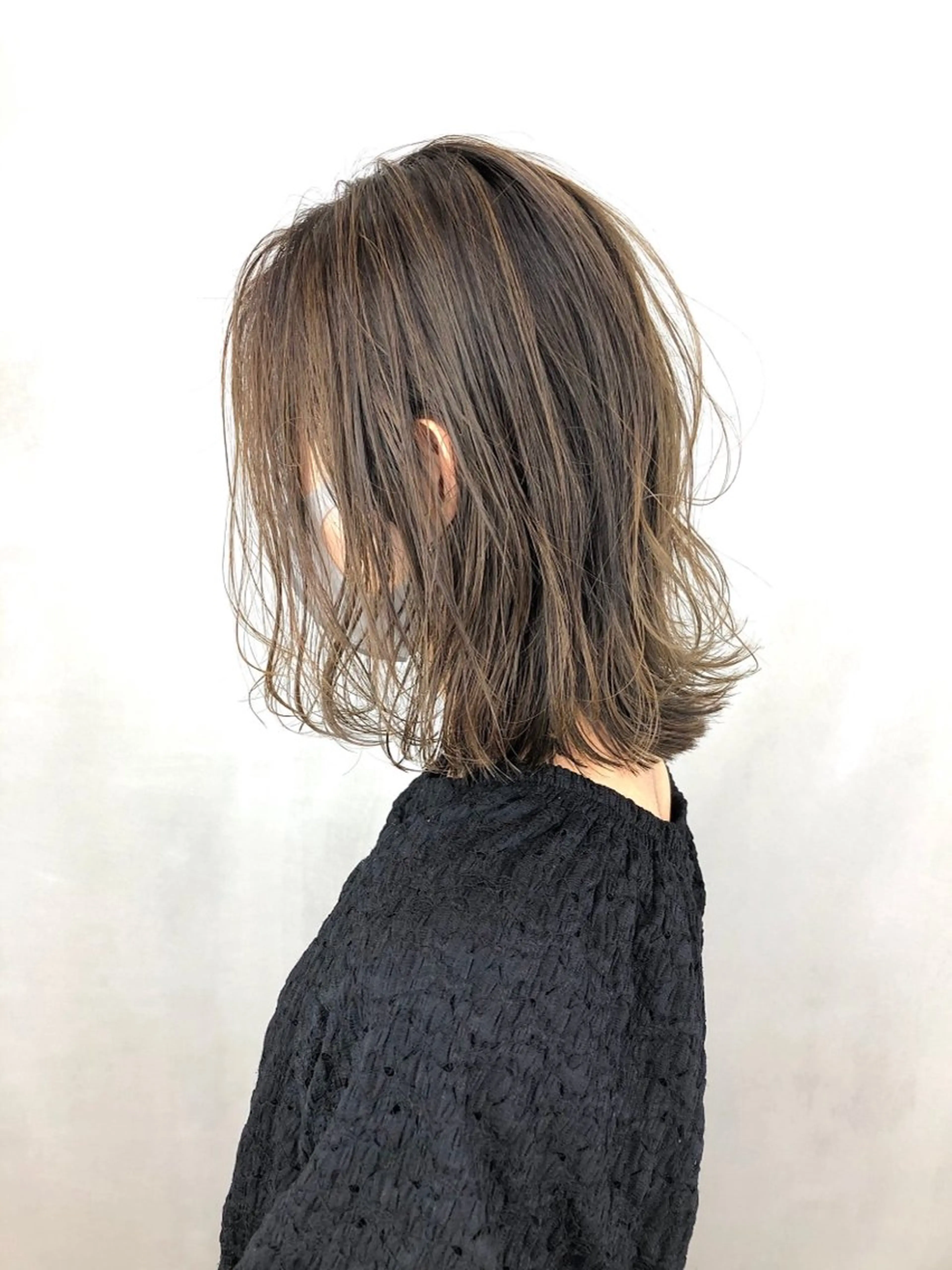 ミディアム カラー IT by ALBUM立川のヘアスタイル