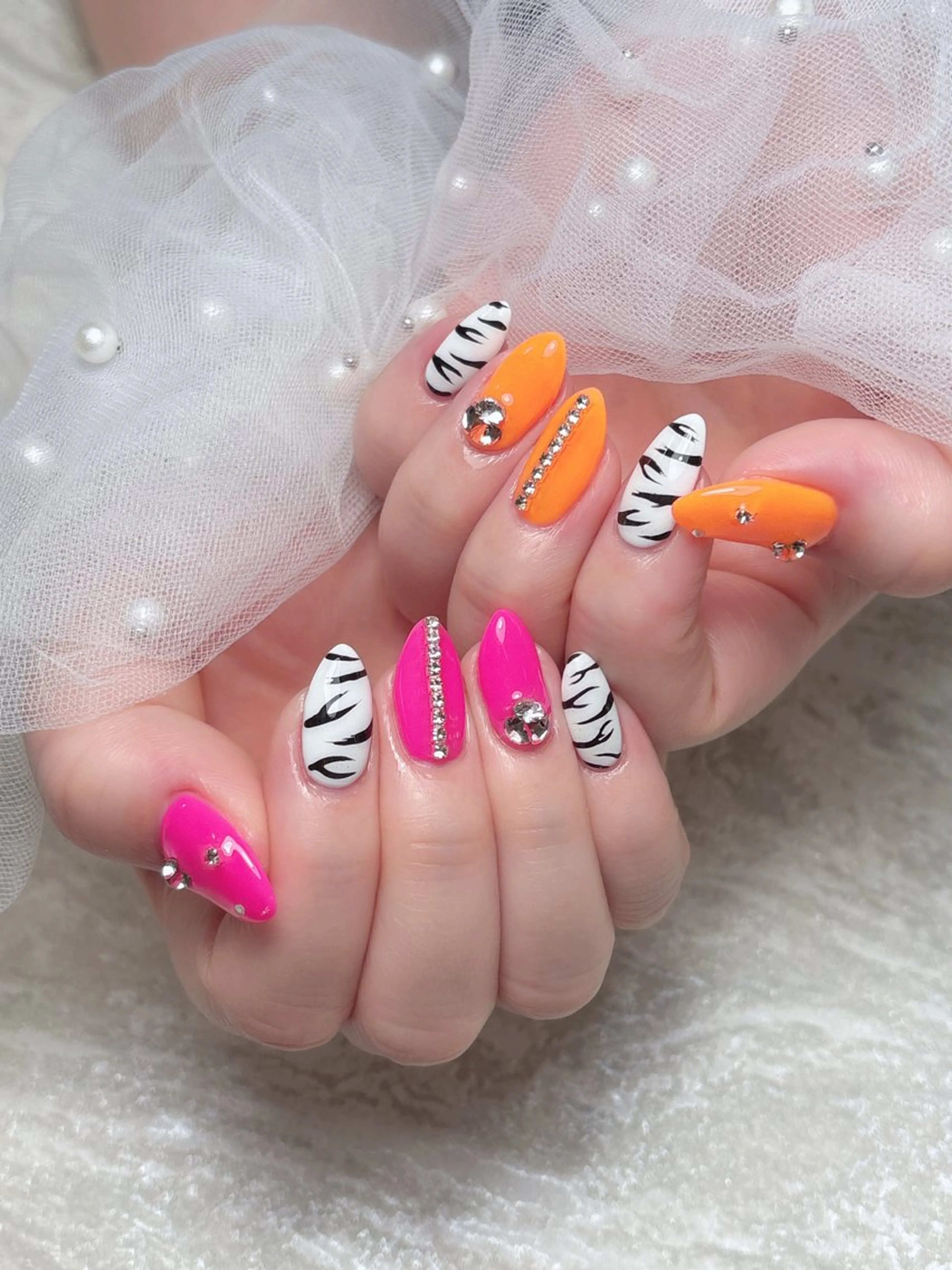 ネイル ハンドネイル 💅ネイルハウス🏡 🎀TOMO🎀のネイルデザイン