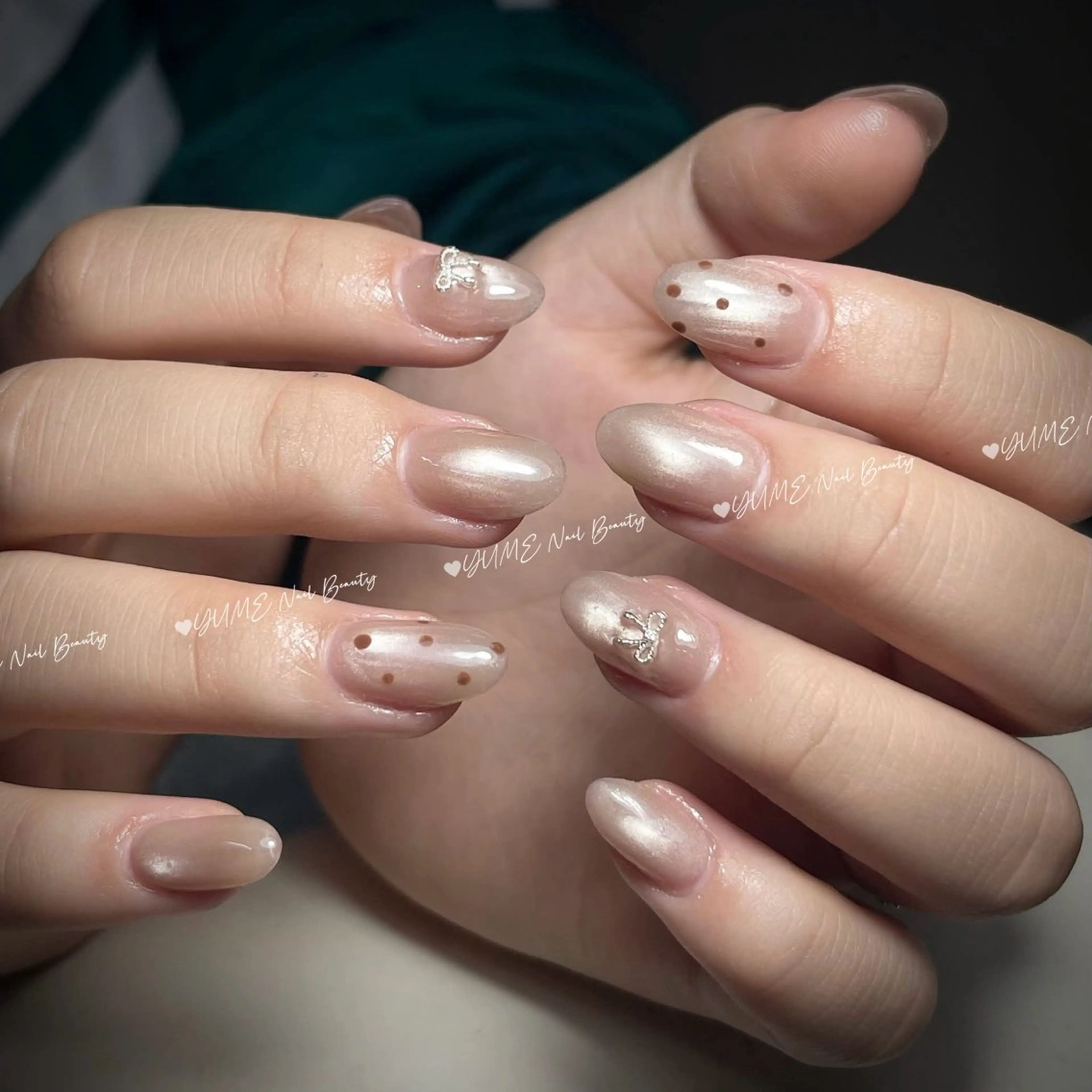 ミディアム ハンドネイル ガー NAILのネイルデザイン