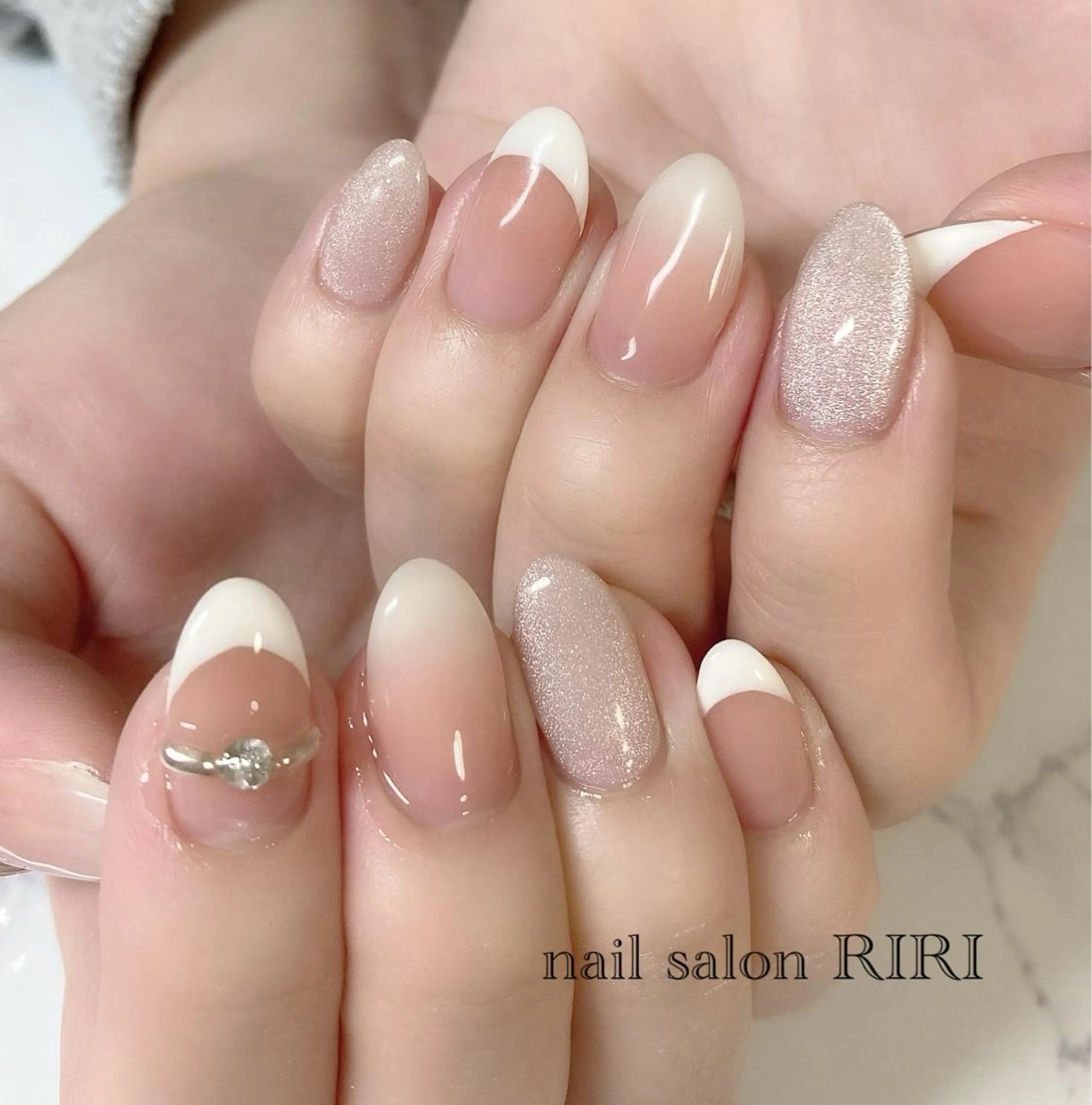 ネイル フレンチネイル マグネットネイル RIRI リリのネイルデザイン
