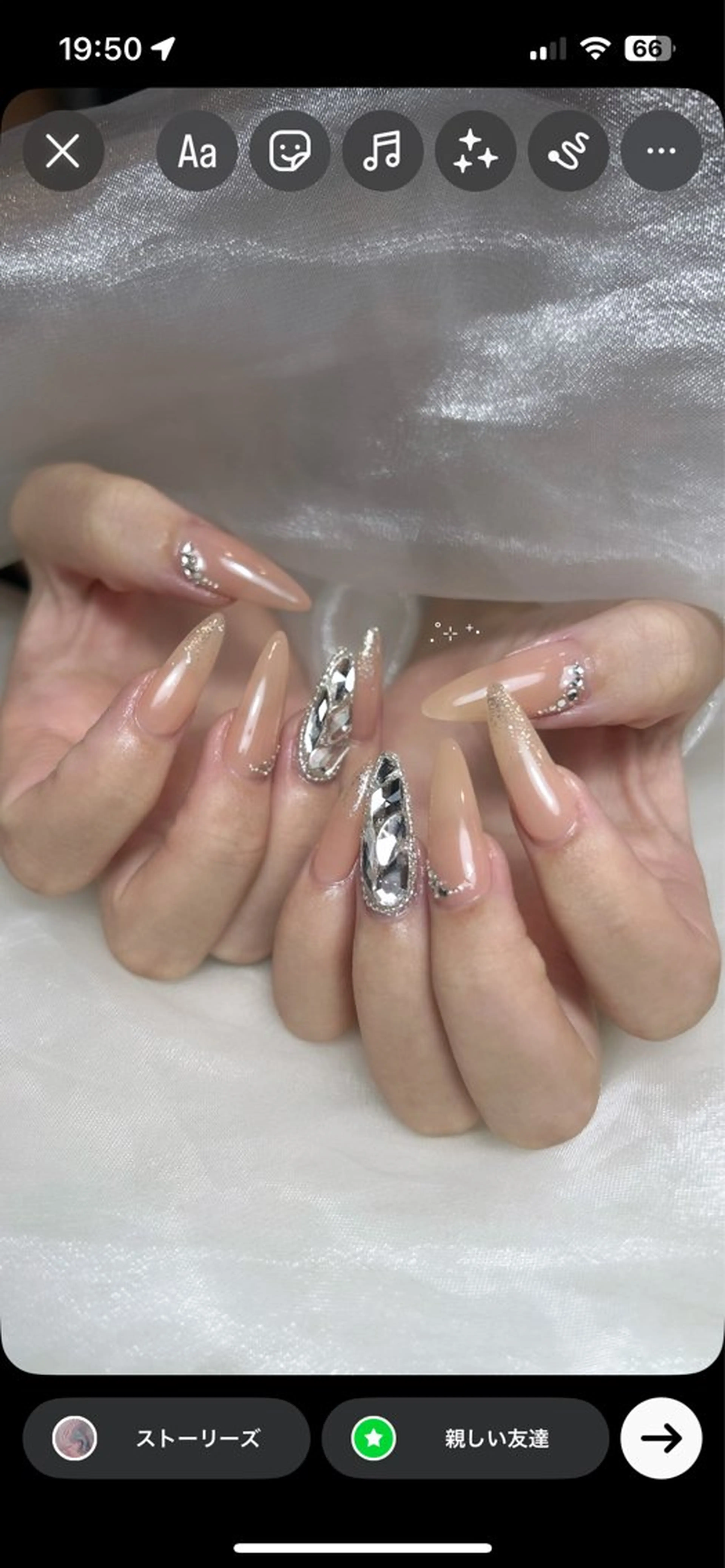 ネイル ワンホンネイル 寺尾 美咲のネイルデザイン