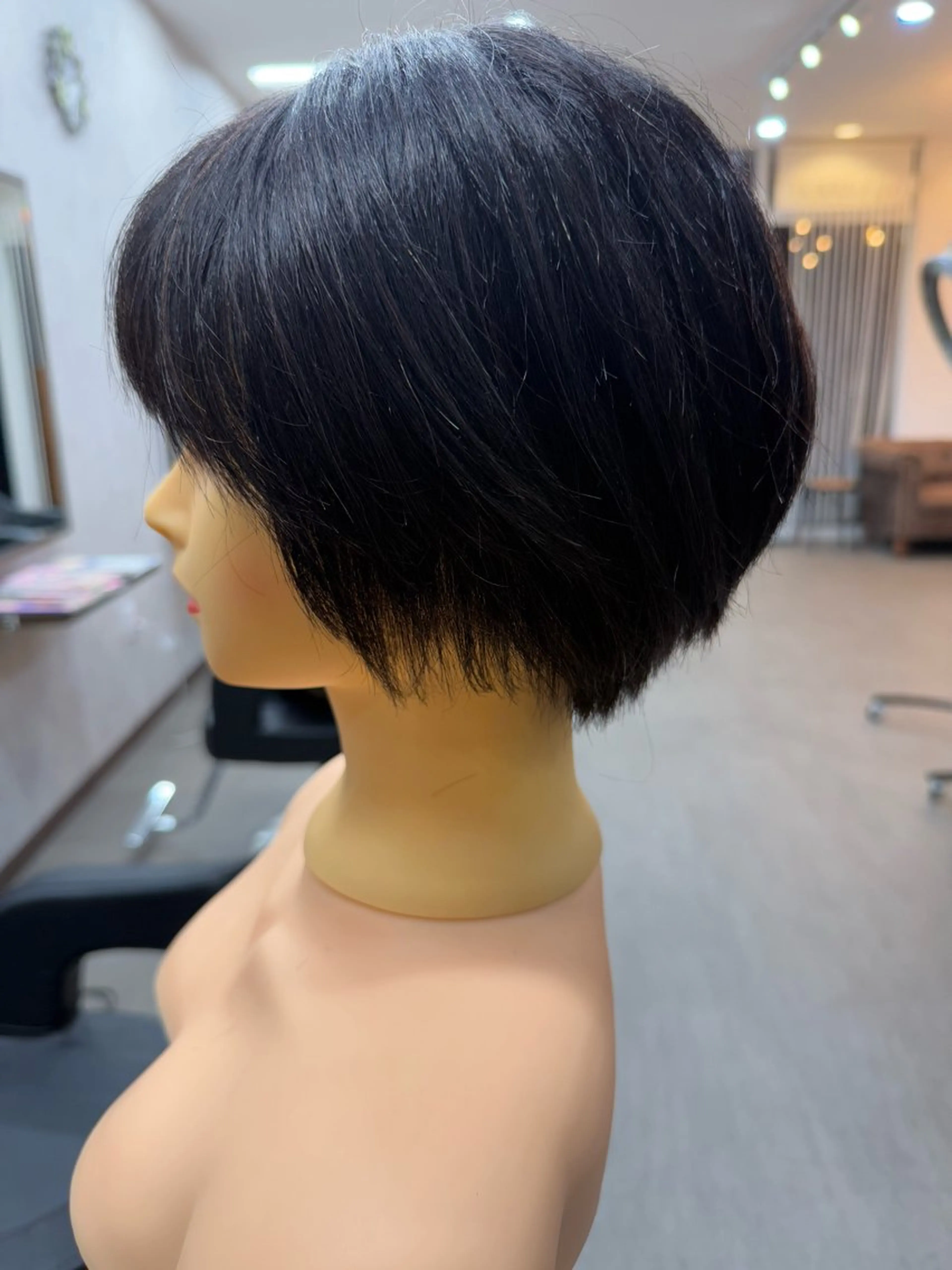 ショート 戎 歩のヘアスタイル
