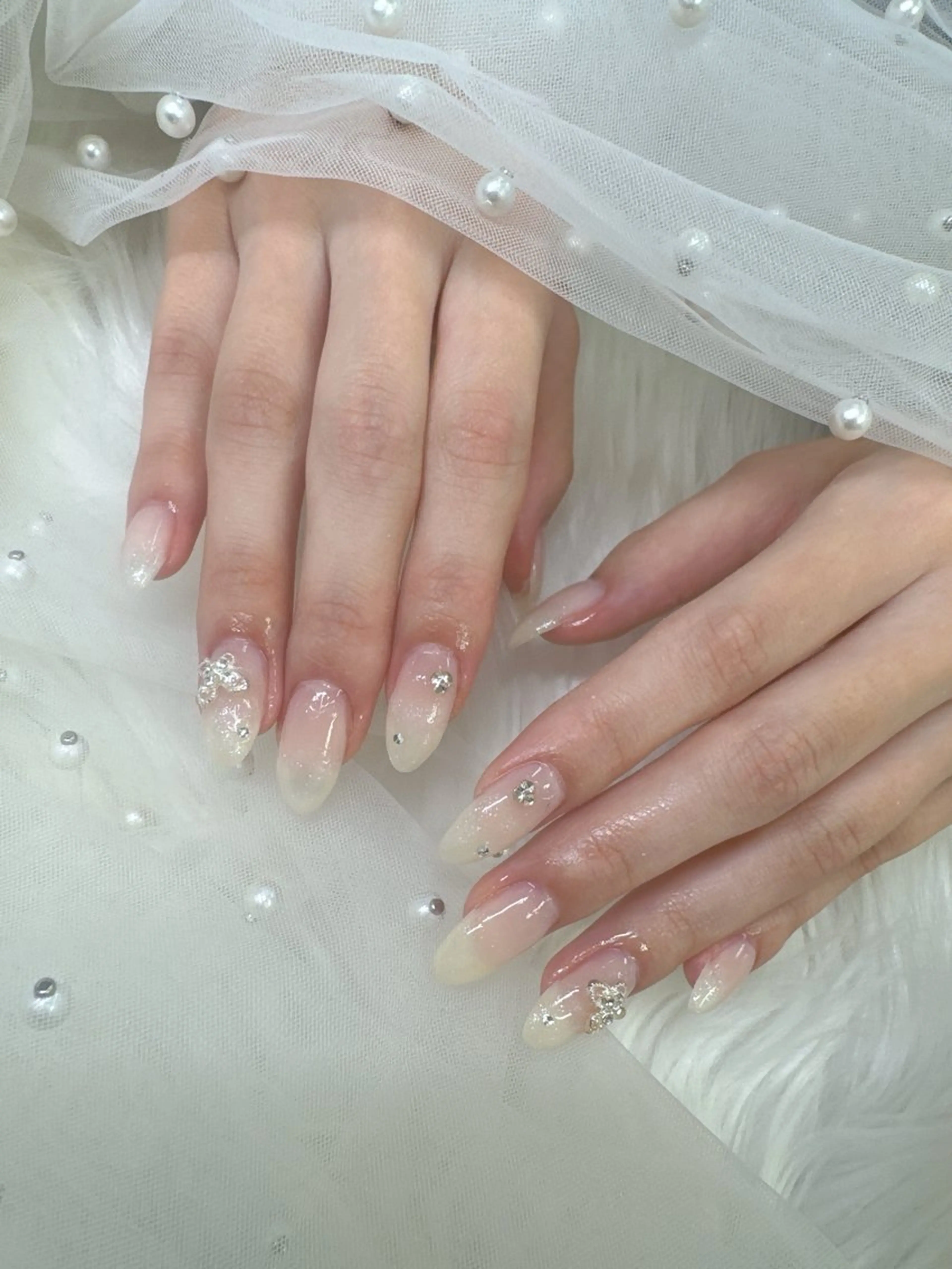 ネイル フレンチネイル ジェルネイル ガラスフレンチ キラキラネイル マグネットネイル ハンドネイル Queeens nailのネイルデザイン