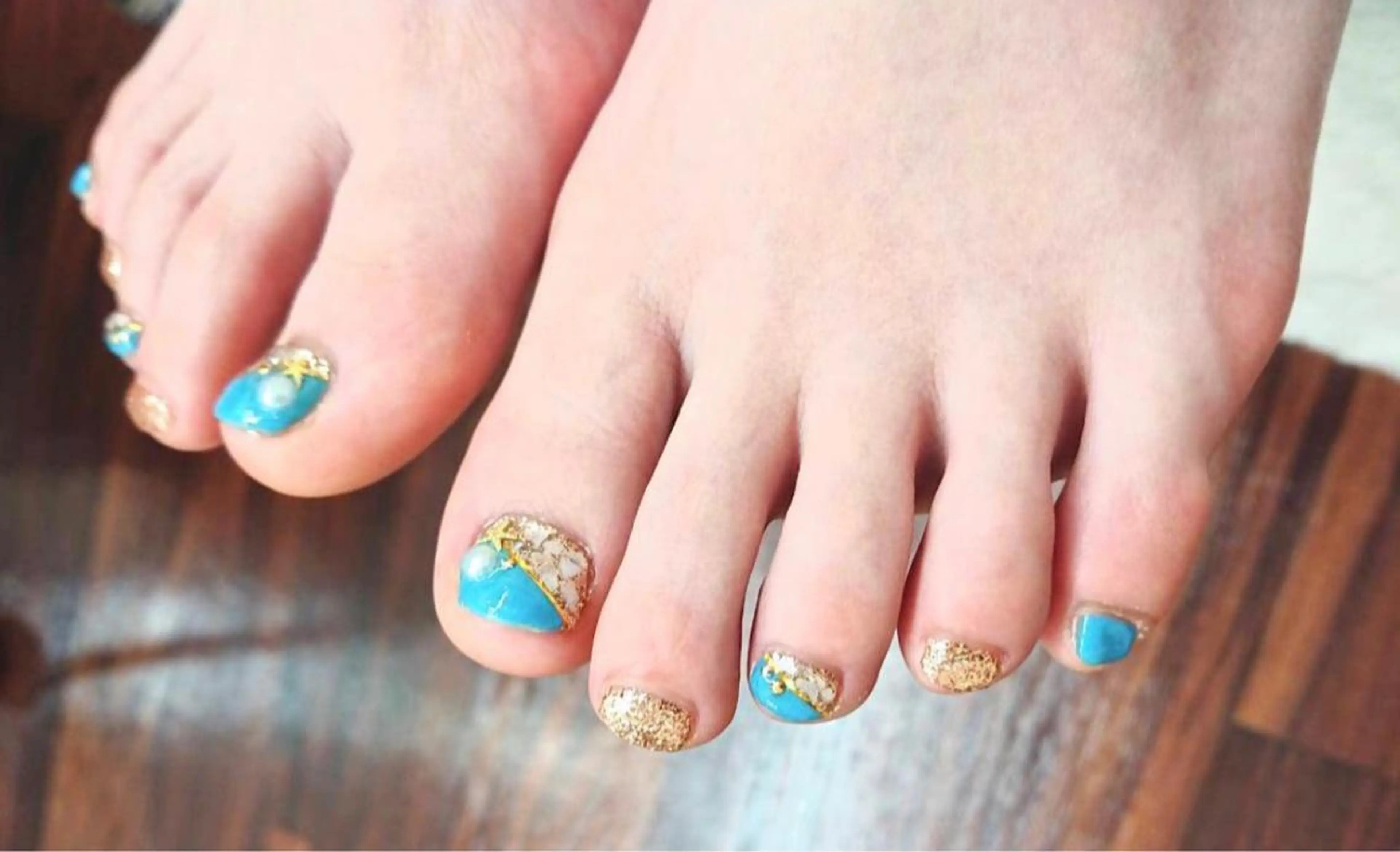 ネイル 天神川 ビーナスフォートのマツエク・マツパデザイン