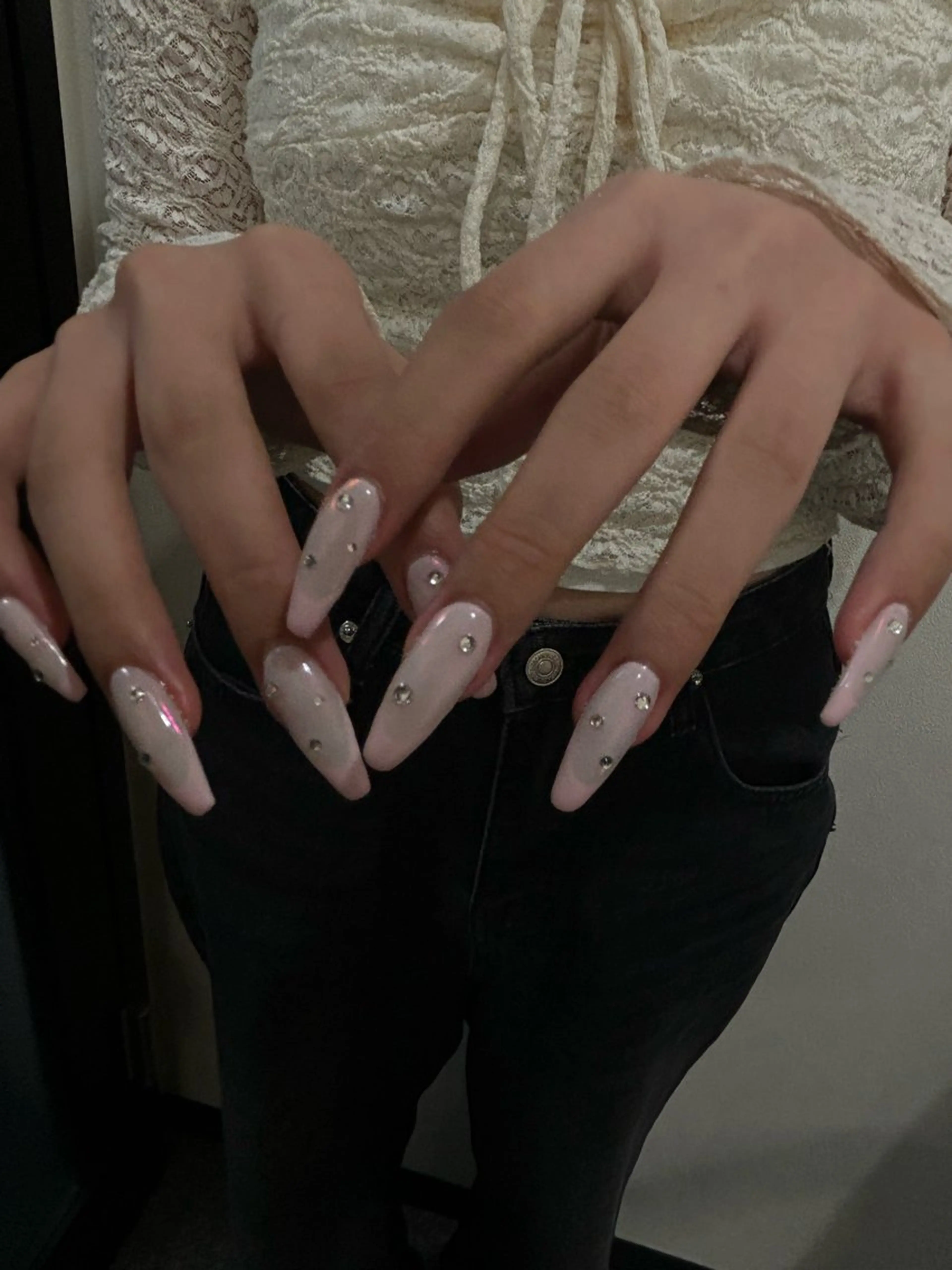 ネイル オーロラネイル フレンチネイル ピンク Yuni.所属・sakae yurinaのネイルデザイン