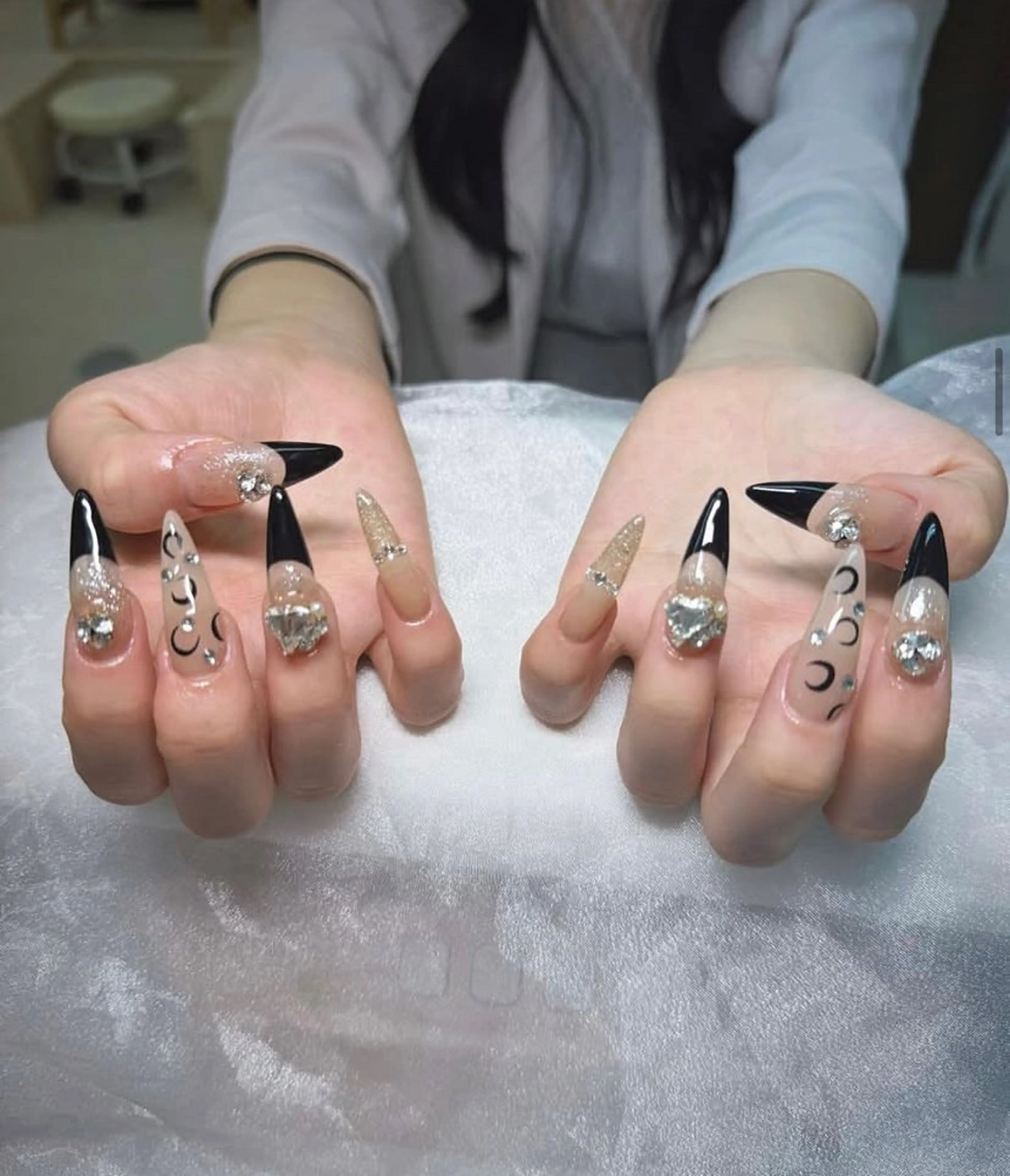 ネイル Hin Nail Osaka所属・Hin Nailsのネイルデザイン