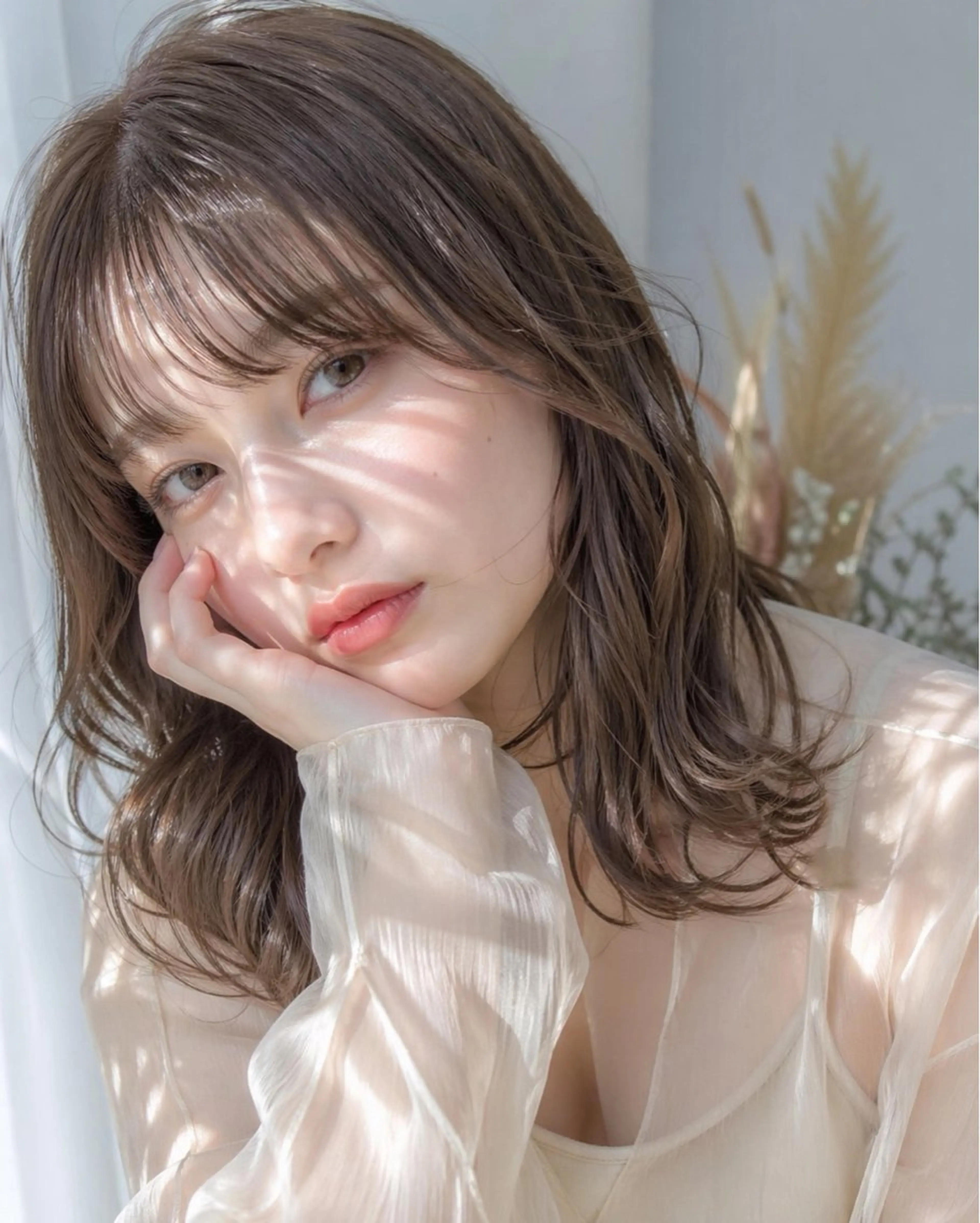 ミディアム ヘアカラー LOVESTOIKE 井上つぐみ/透明感のヘアスタイル