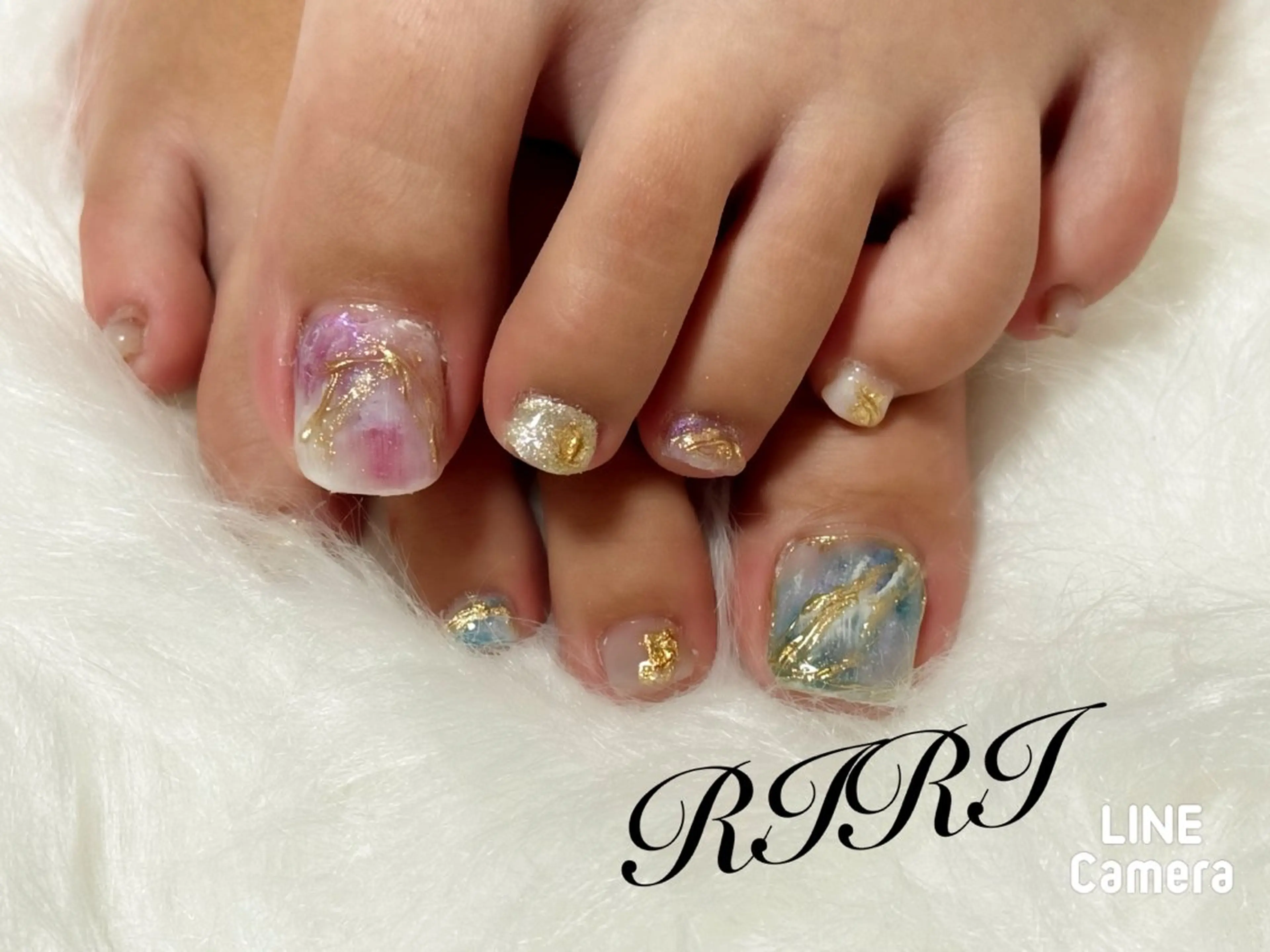 ネイル フットネイル ジェルネイル キラキラネイル 大理石ネイル(マーブル) ニュアンスネイル ハンドネイル riri オーナーのネイルデザイン
