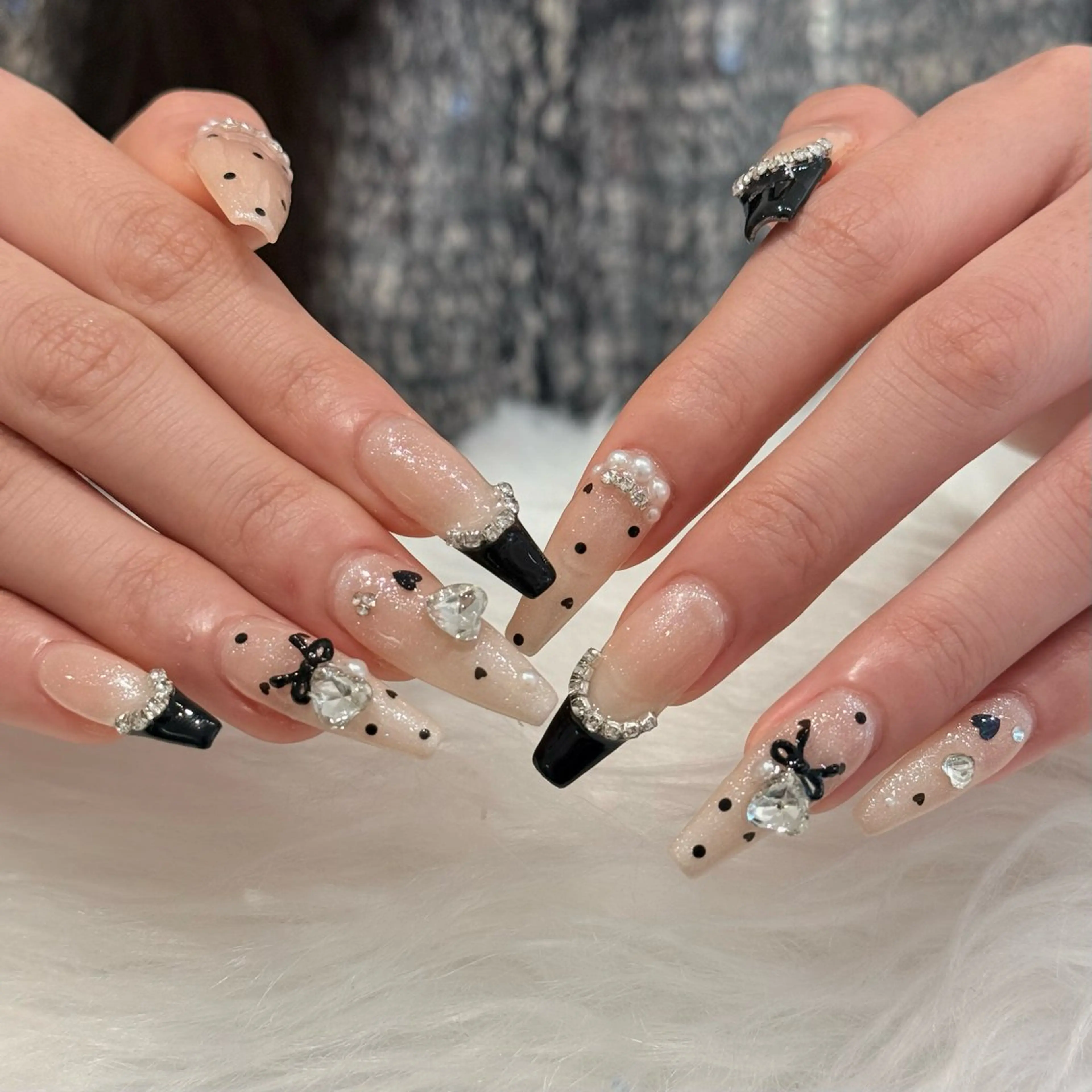 ネイル 韓国ネイル マグネットネイル ニュアンスネイル シンプルネイル バレンタイン ハンドネイル ハンドケア Nihonthy Nail 新宿のネイルデザイン