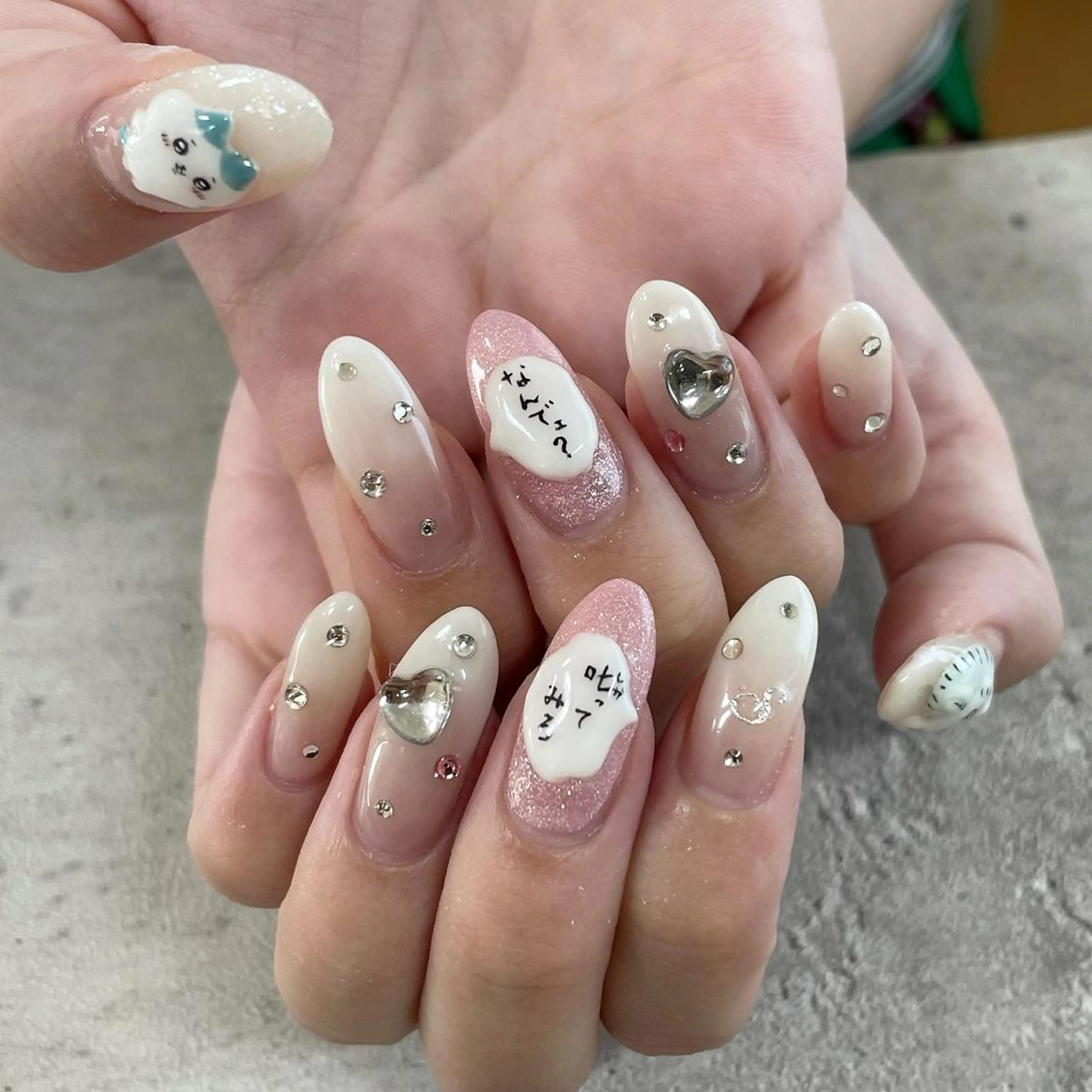 ネイル 東 千夏のネイルデザイン