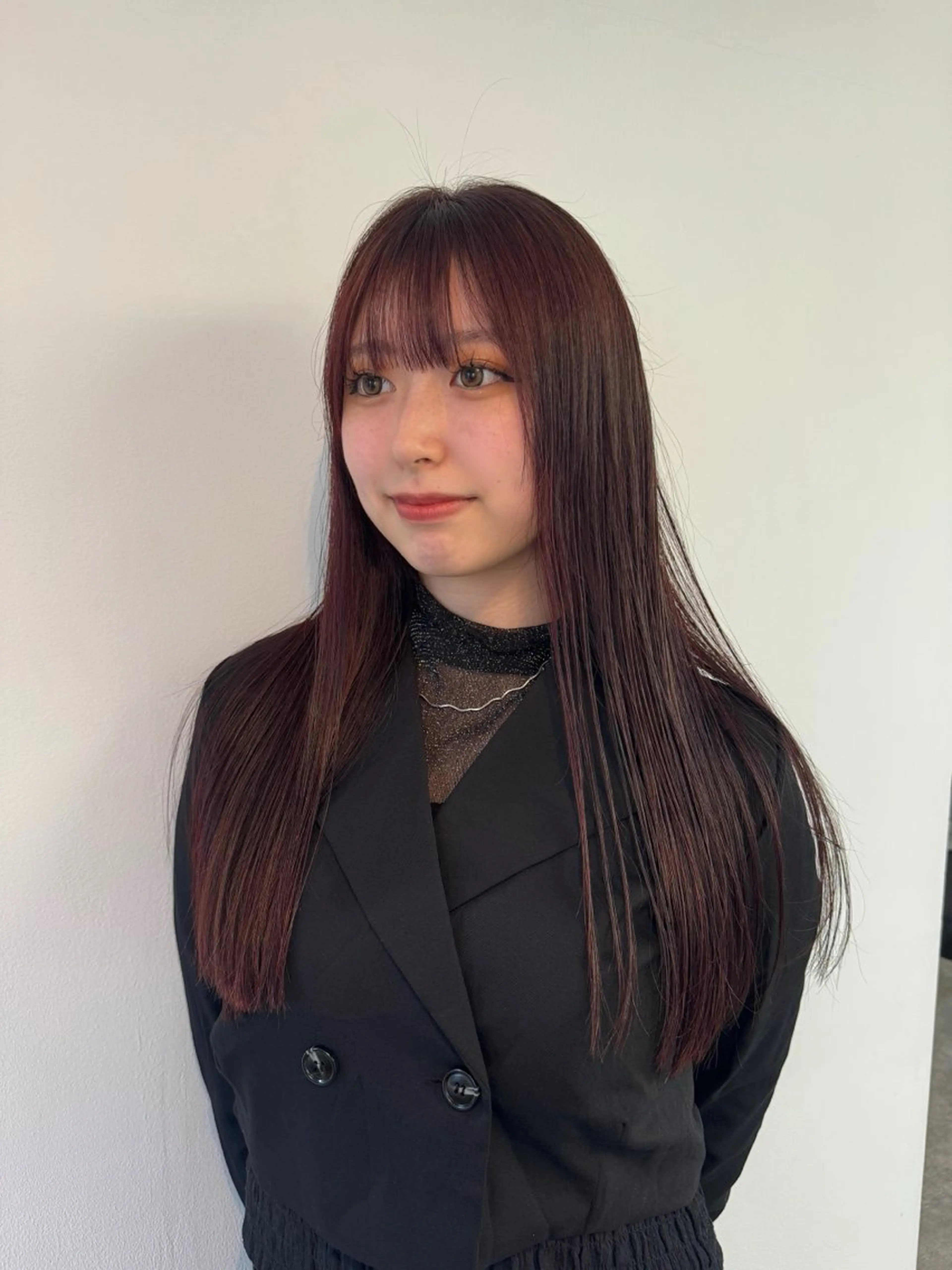 ロング カット ヘアカラー トリートメント udaハイトーン /ボブ/レイヤーのヘアスタイル