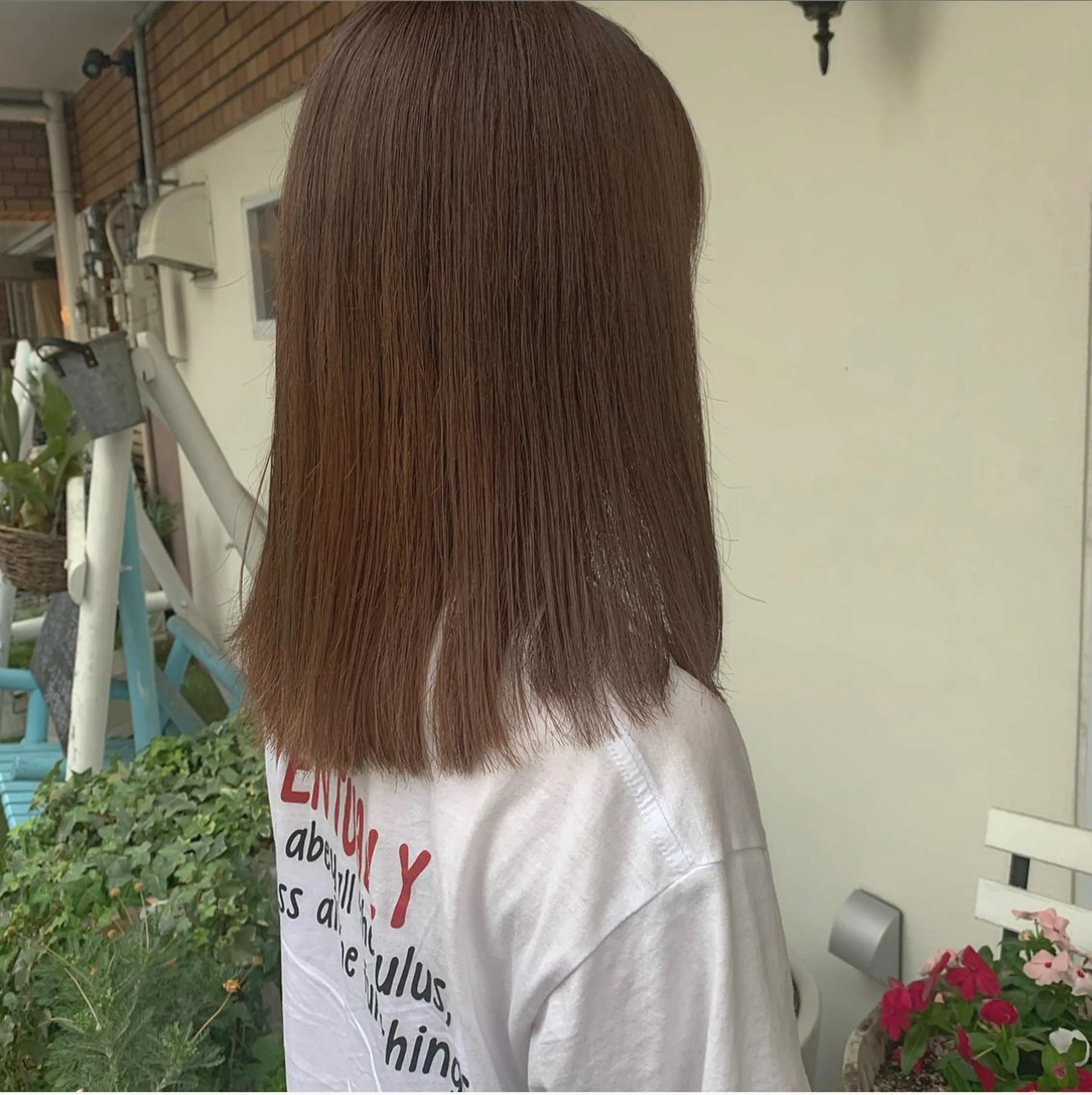 セミロング カラー stylist店長 岡本真依のヘアスタイル