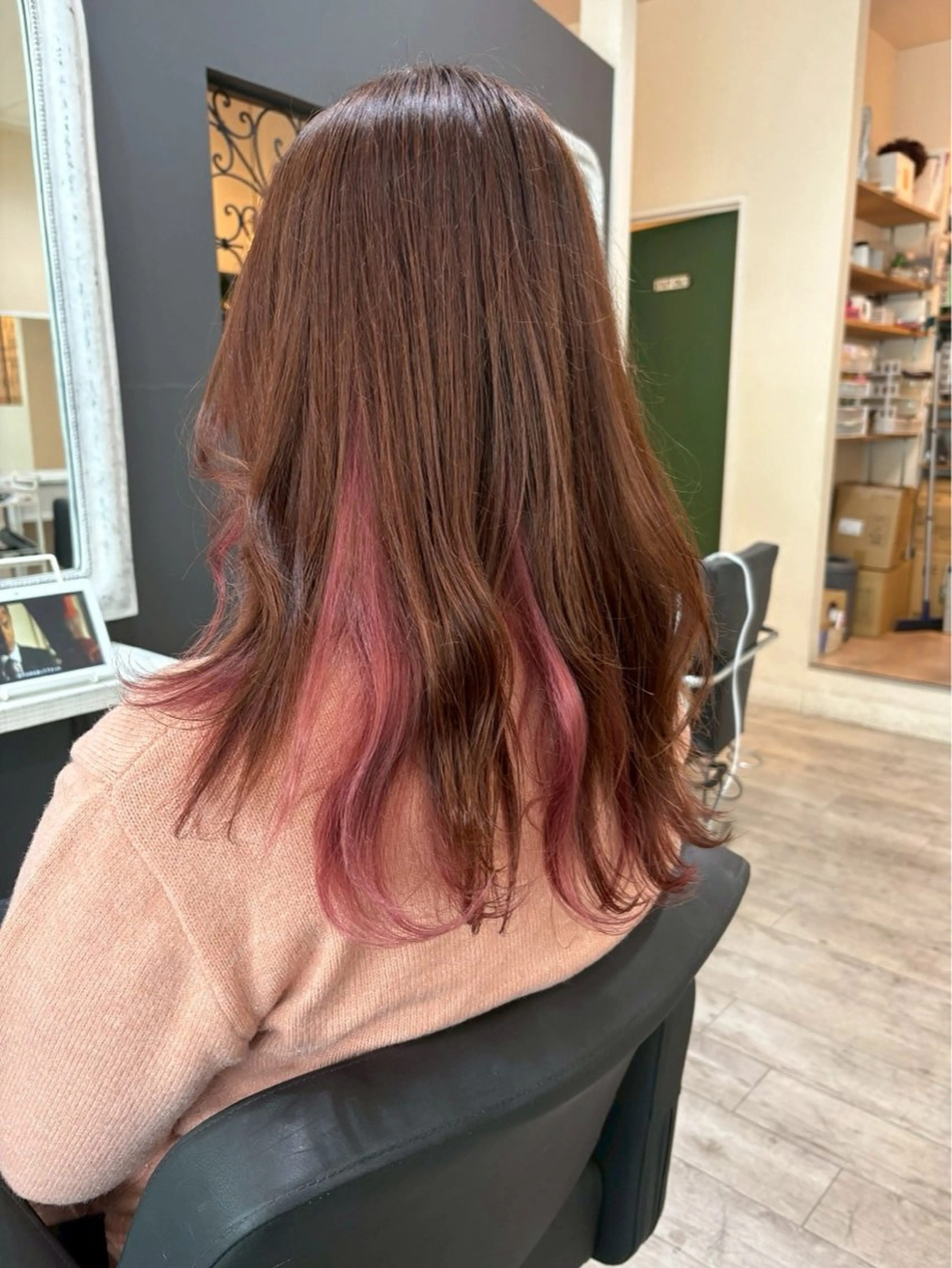 セミロング カラー YURA hairのヘアスタイル