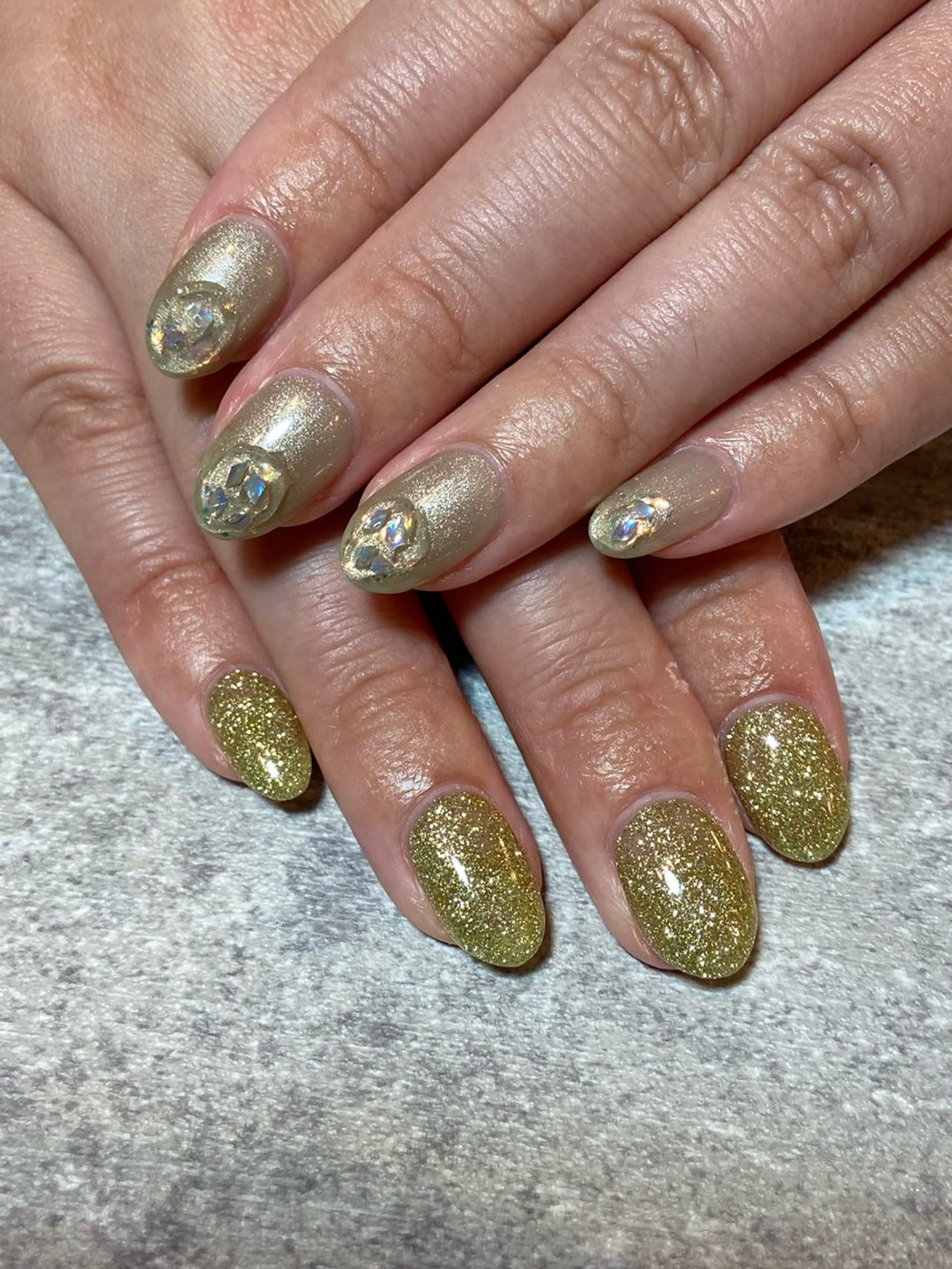 ネイル アプサラスプティ 中村のネイルデザイン