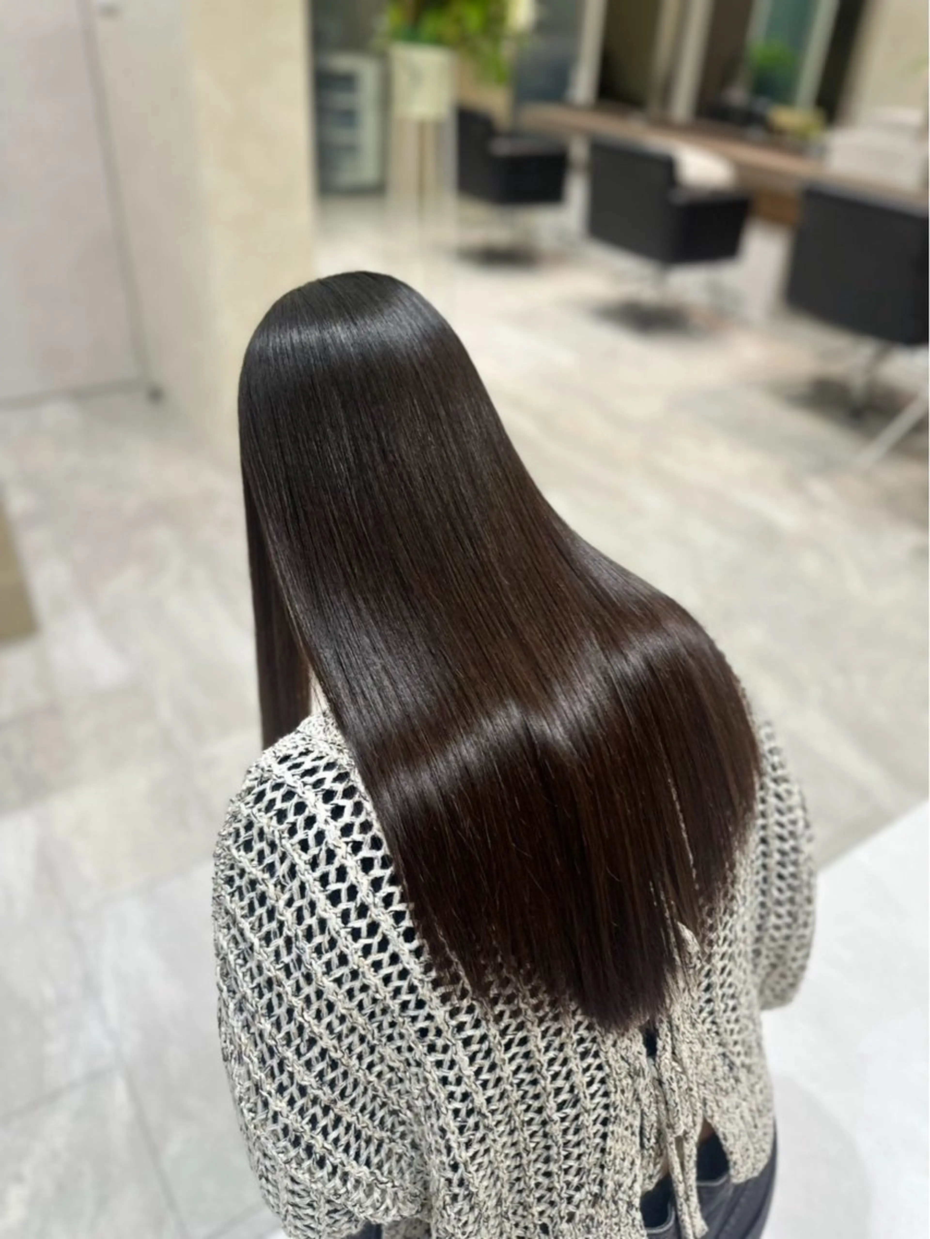 『圧倒的艶髪』縮毛矯正+トリートメント🫧ロングの方はこちら✨の写真