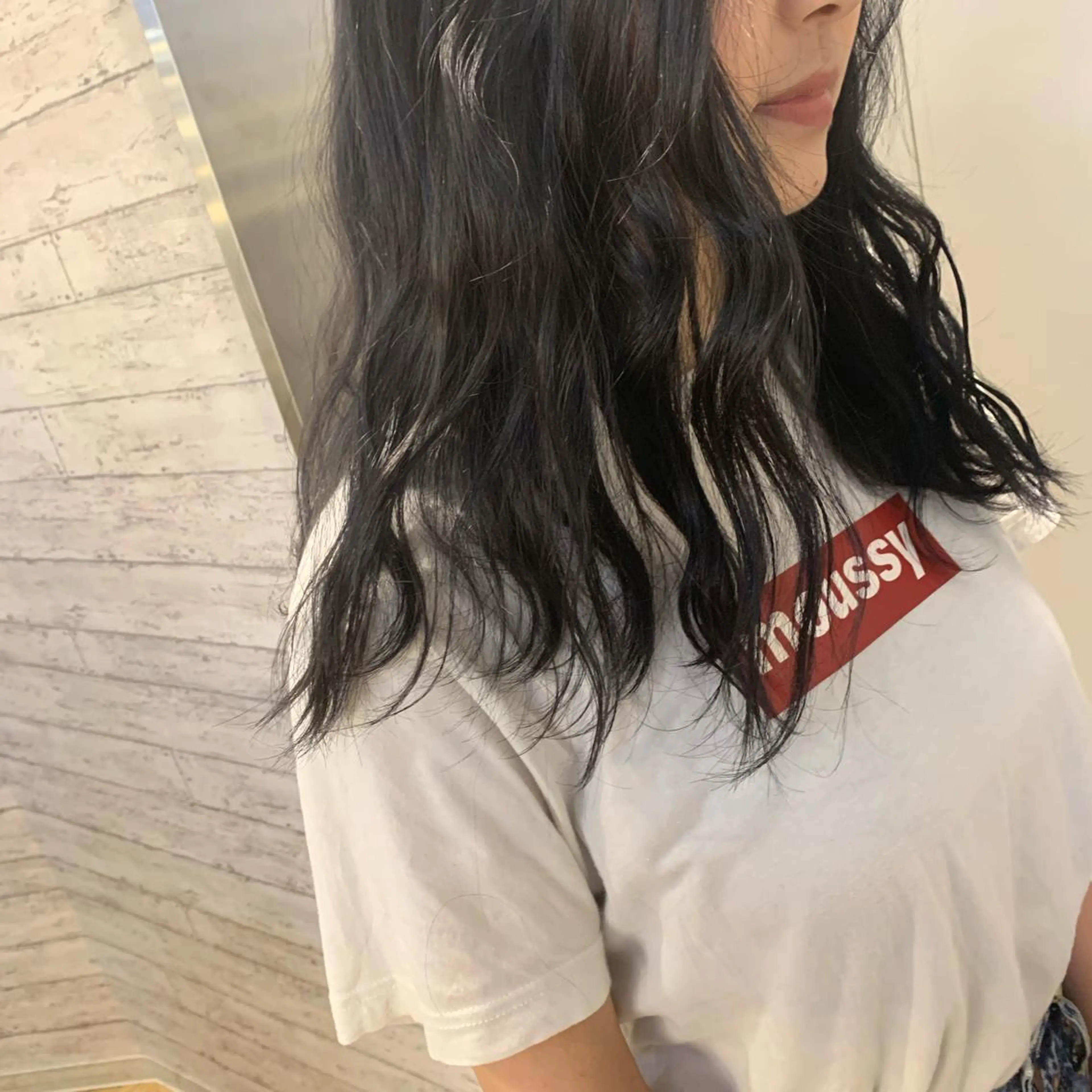 カラー ブルーカラー 透明感カラー GOTODAYシェアサロン所属・天野 利咲のヘアスタイル