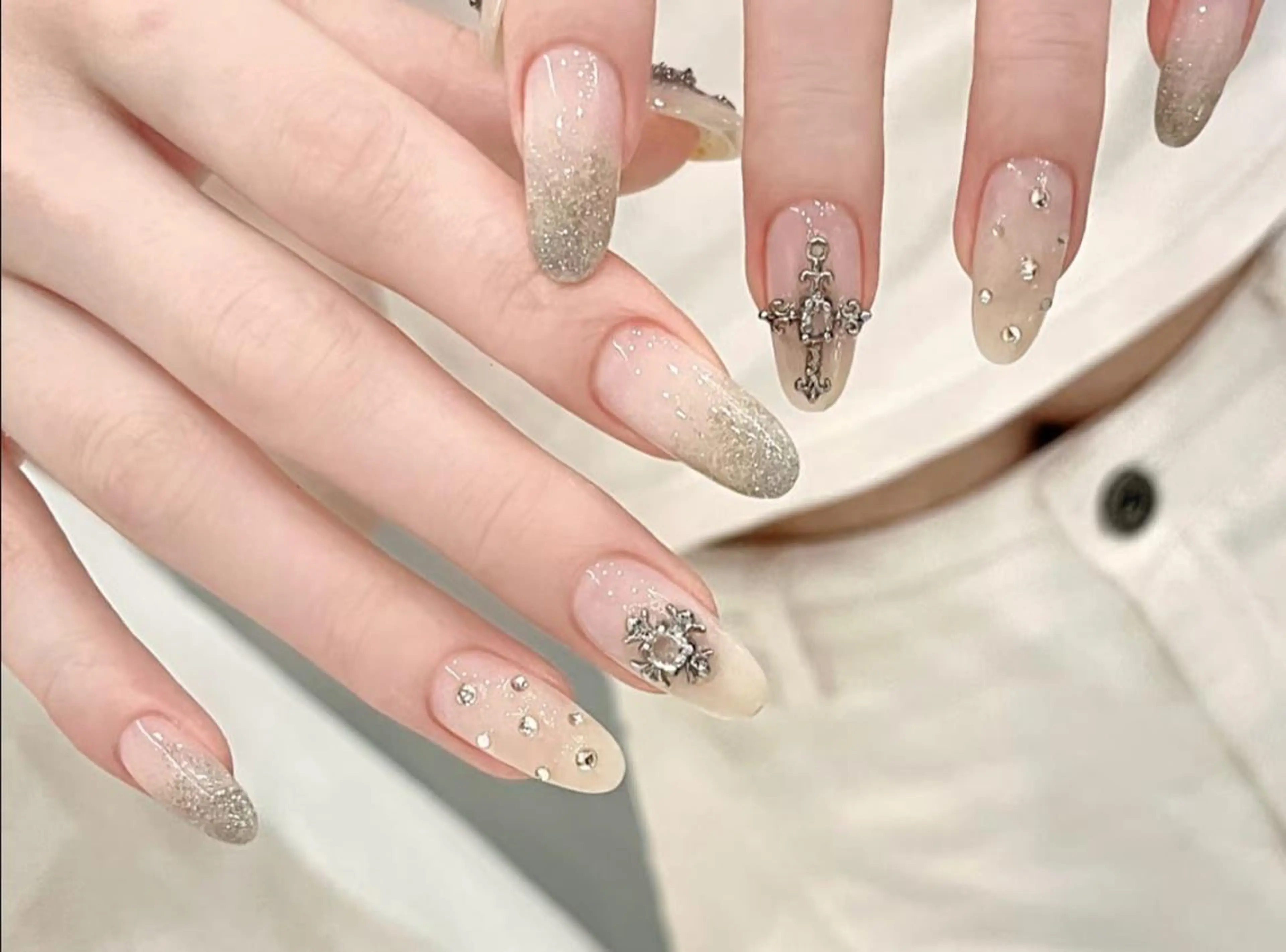 ネイル ハンドネイル Pure&Rich Nailのネイルデザイン