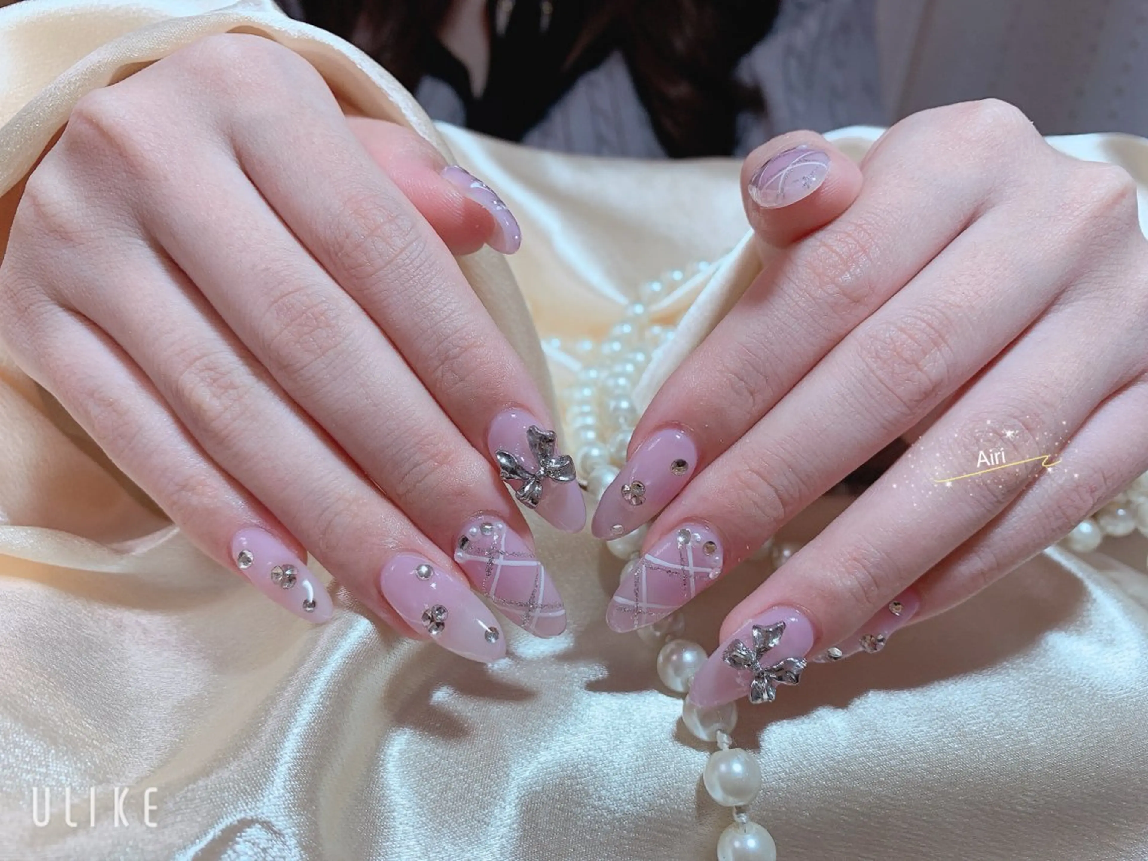 ネイル 桜ネイル フットネイル ジェルネイル 韓国ネイル ラメ(グリッター) ハンドネイル ネイルサロンAiri 長さ出し·シンプルのネイルデザイン