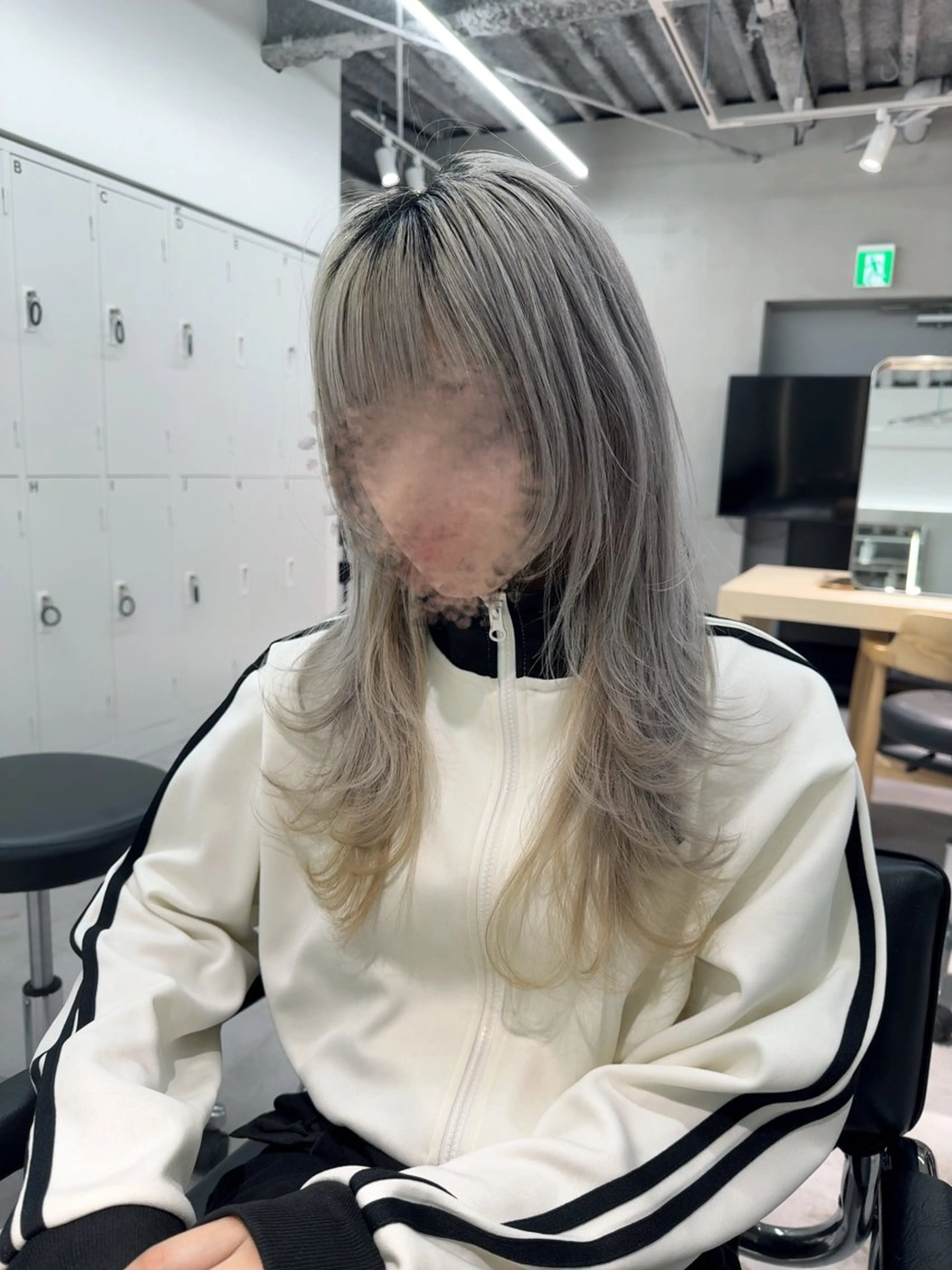 セミロング カラー ウルフカット 🐺ウルフ/レイヤー カット/高嶋湧大のヘアスタイル