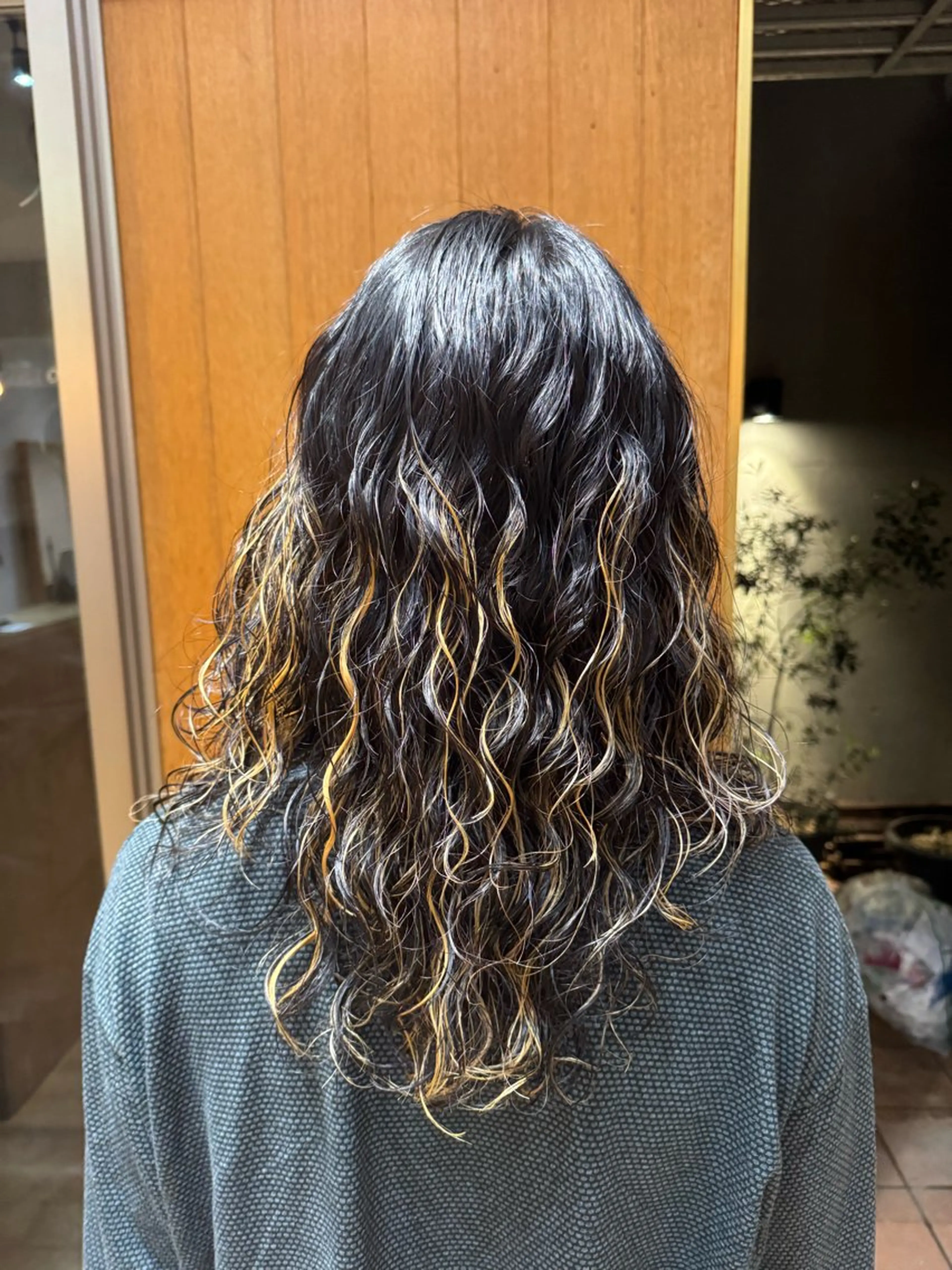 パーマ 🌱艶髪ストレート✨ 🦖せりか🦖のヘアスタイル