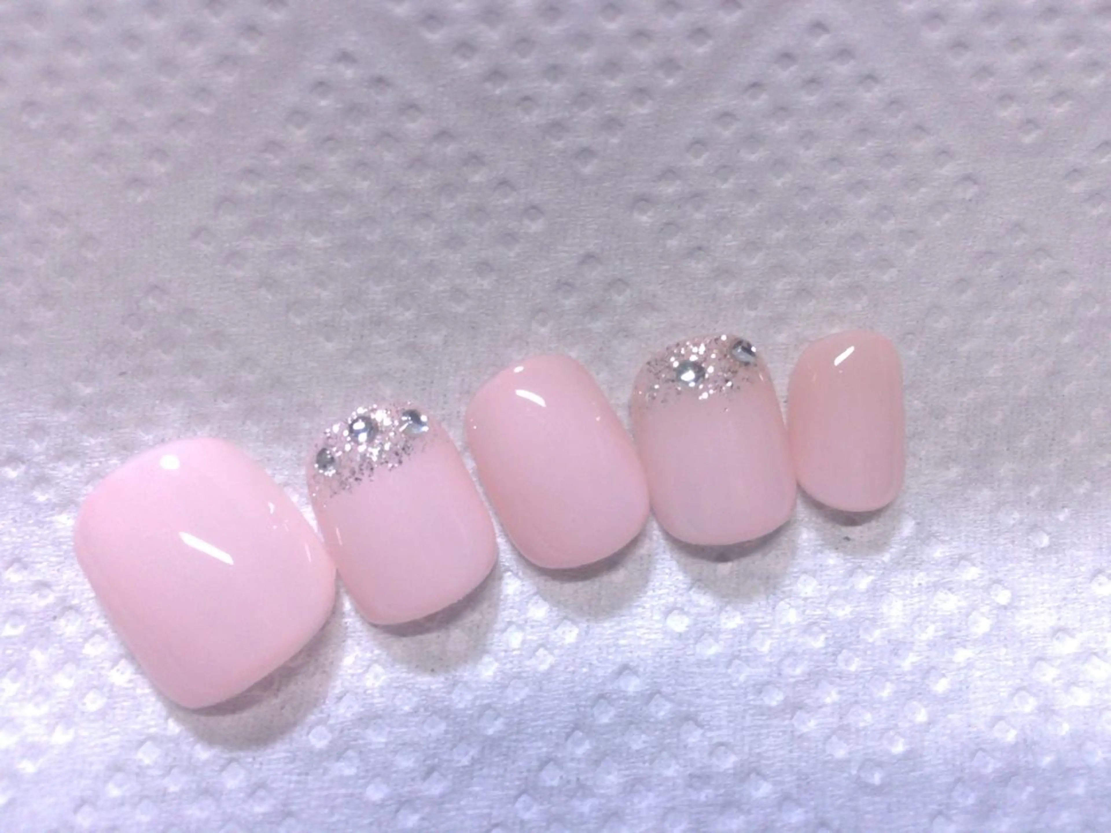 ネイル ブライダルネイル ハンドネイル ハンドケア ネイルサロン HARRYS所属・ネイル･脱毛サロン HARRYSのエステ・リラクイメージ