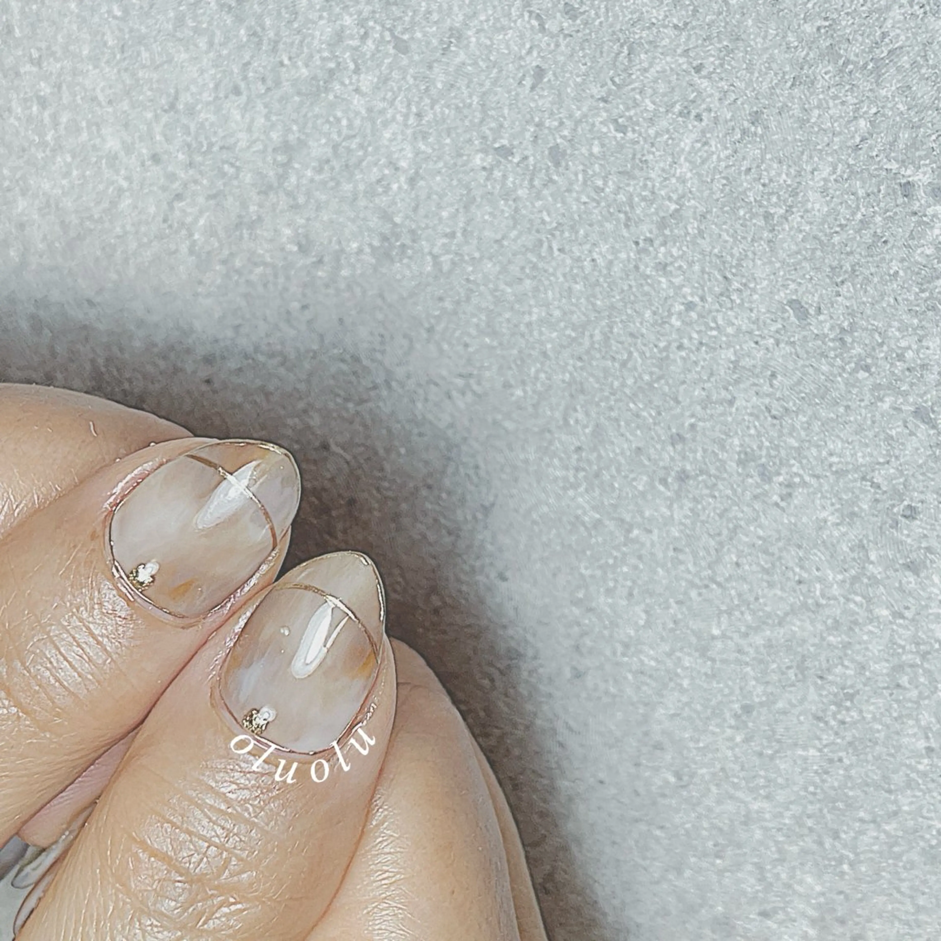 ネイル アートネイル ブラウン フットネイル ミラーネイル ニュアンスネイル ハンドネイル 大村 紬華のネイルデザイン