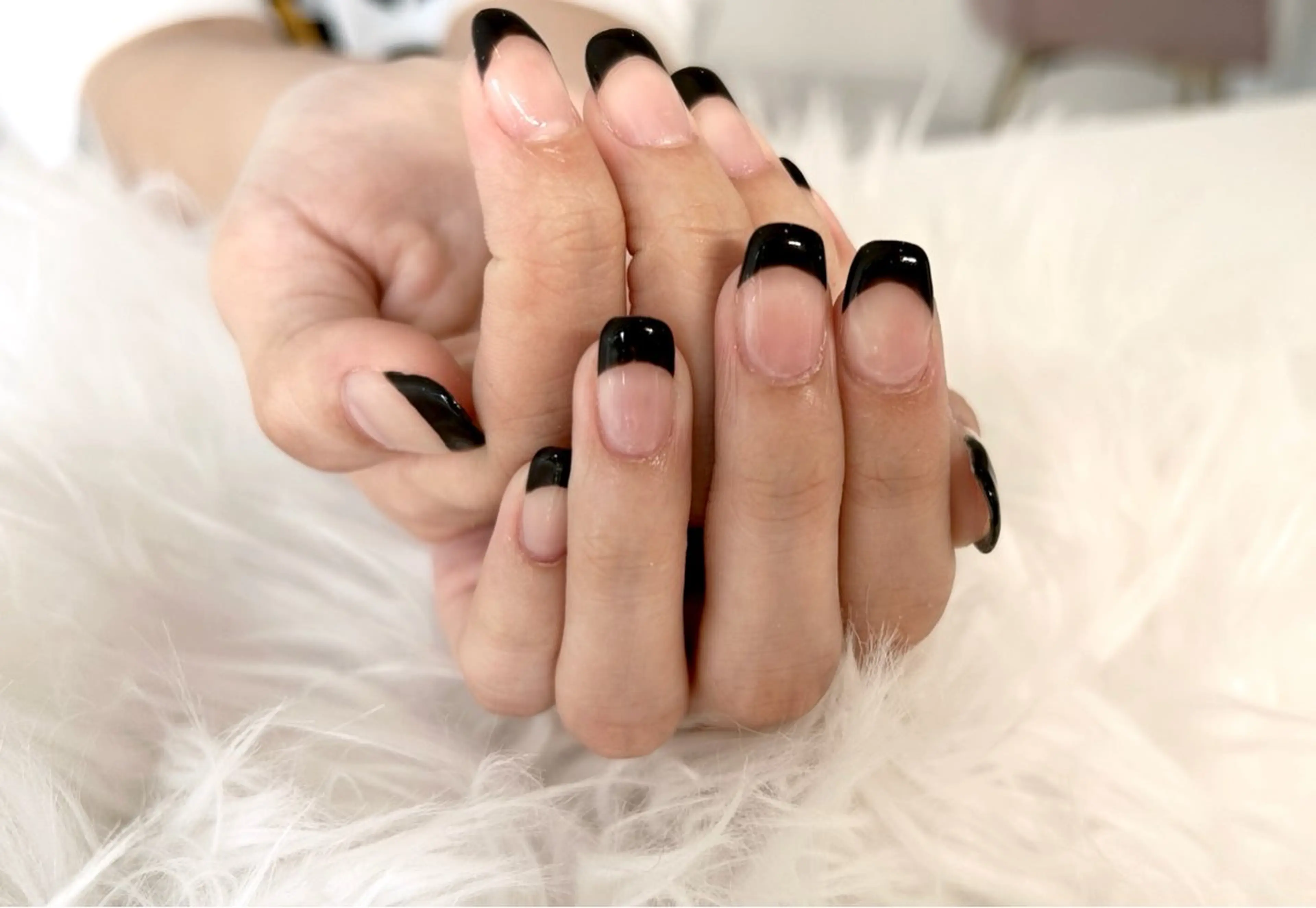 ネイル HENECY🍓 momokaのネイルデザイン