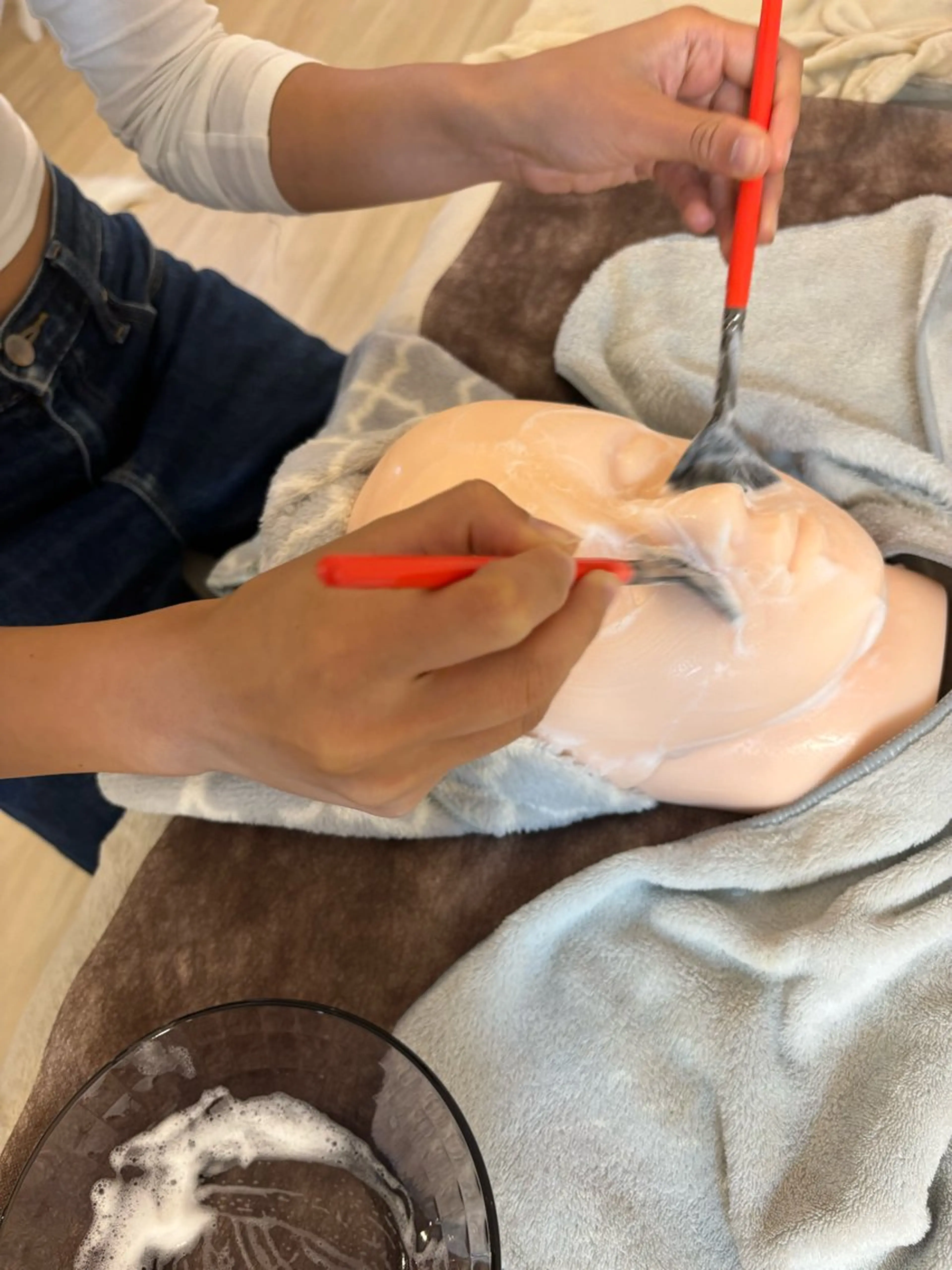 ハーブピーリング専門 毛穴洗浄❤️眉waxのエステ・リラクイメージ