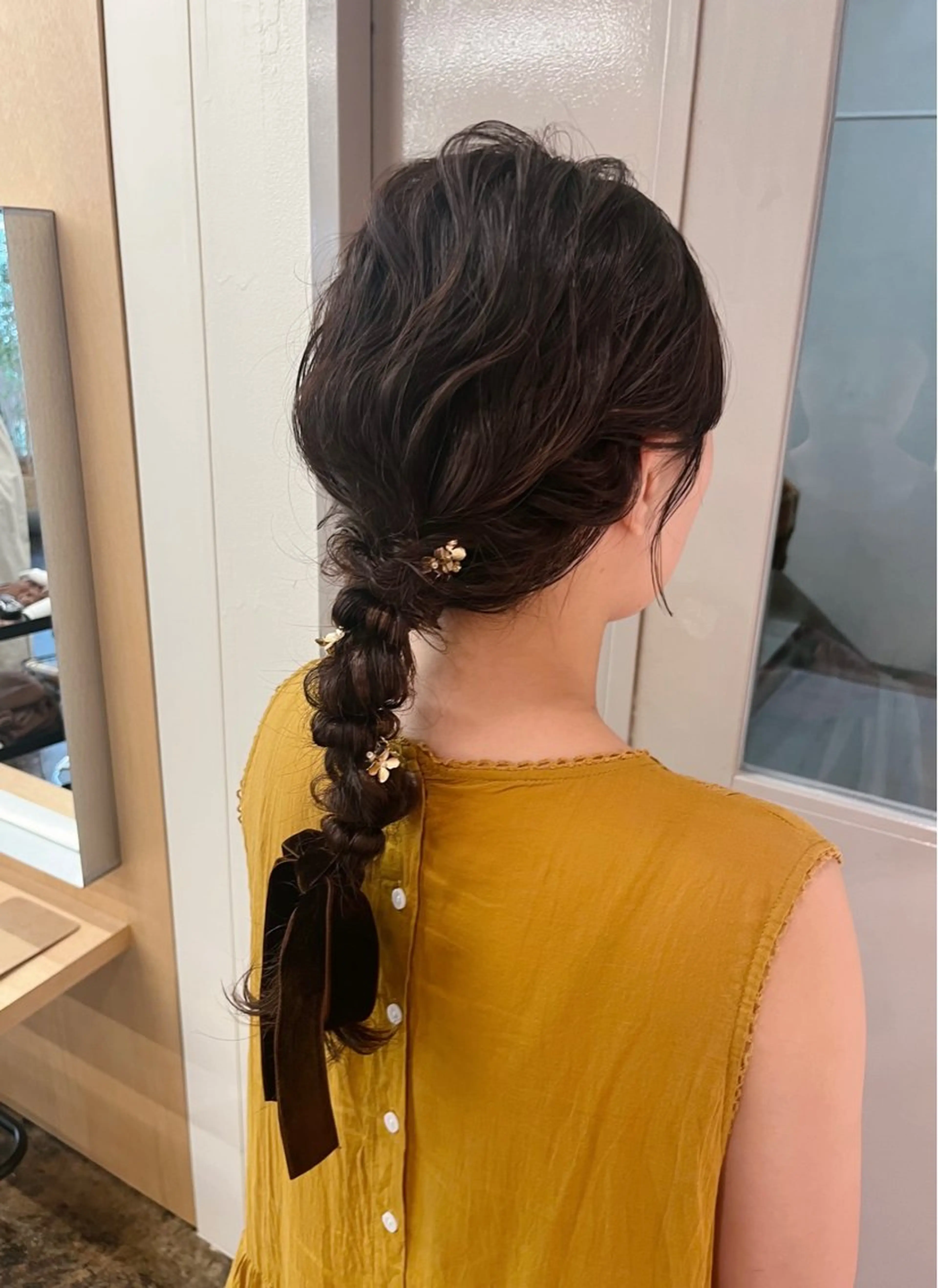 セミロング ヘアアレンジ ポニーテール 結婚式・ブライダル ヘアセット 西山 紗耶香🪽 透明感カラー/ボブのヘアスタイル