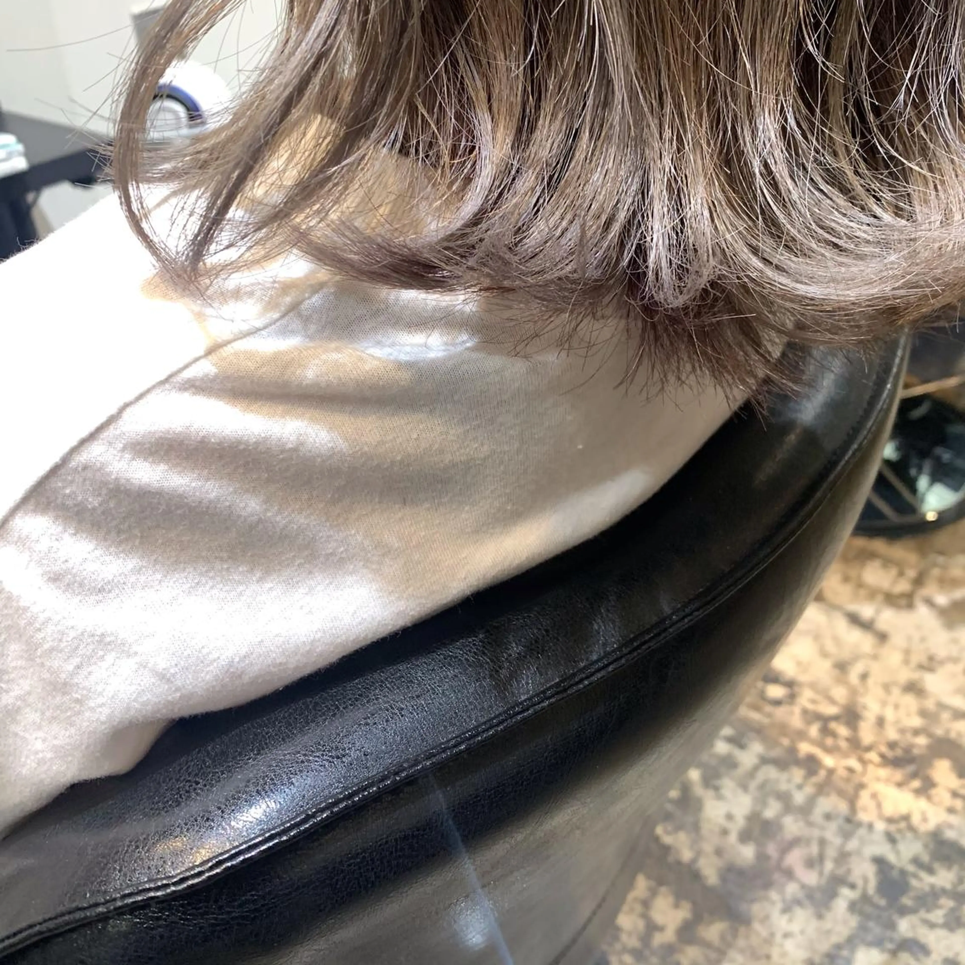 ミディアム カラー UMEDA FIGAROのヘアスタイル