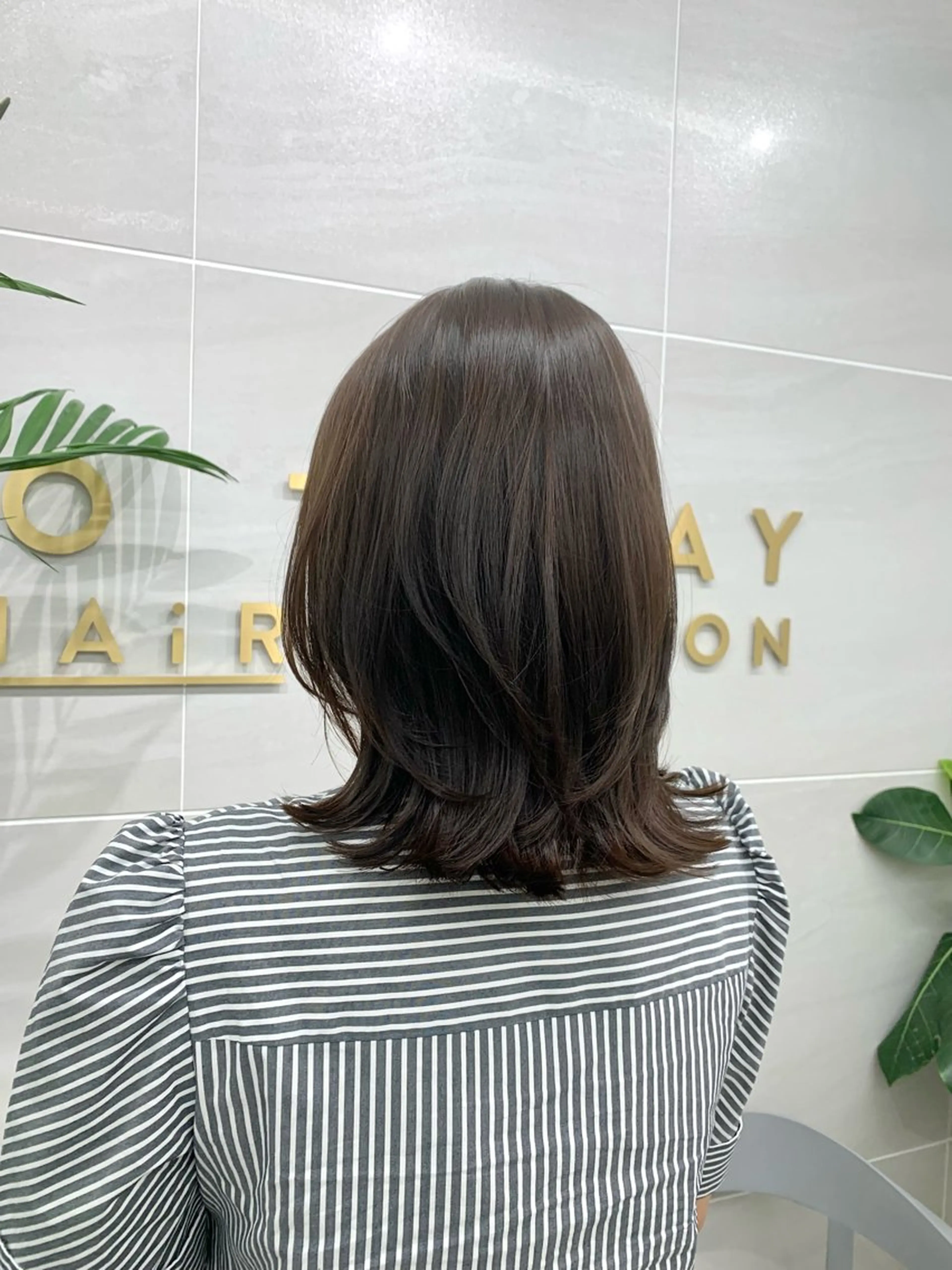 ミディアム カラー ミディアムレイヤー レイヤーカット カット ヘアカラー ヘッドスパ 本格ヘッドスパ🌿 ×ヘア 佐藤のヘアスタイル