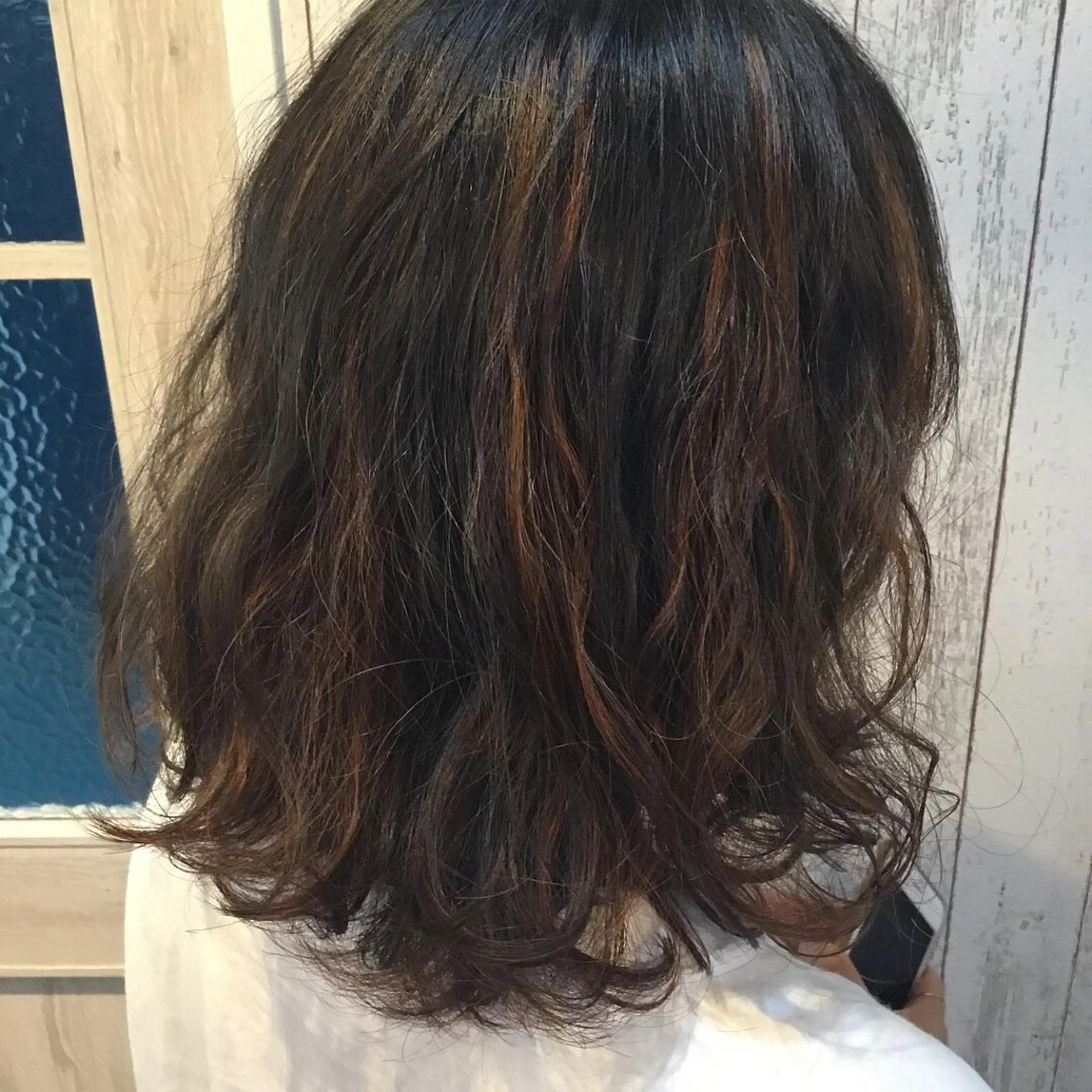 ミディアム カラー パーマ 金崎 新吾のヘアスタイル